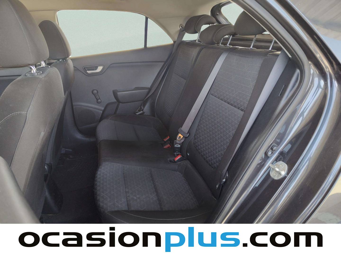 Foto asientos traseros KIA Rio KIA Rio 1.2 CVVT Concept (84 CV)