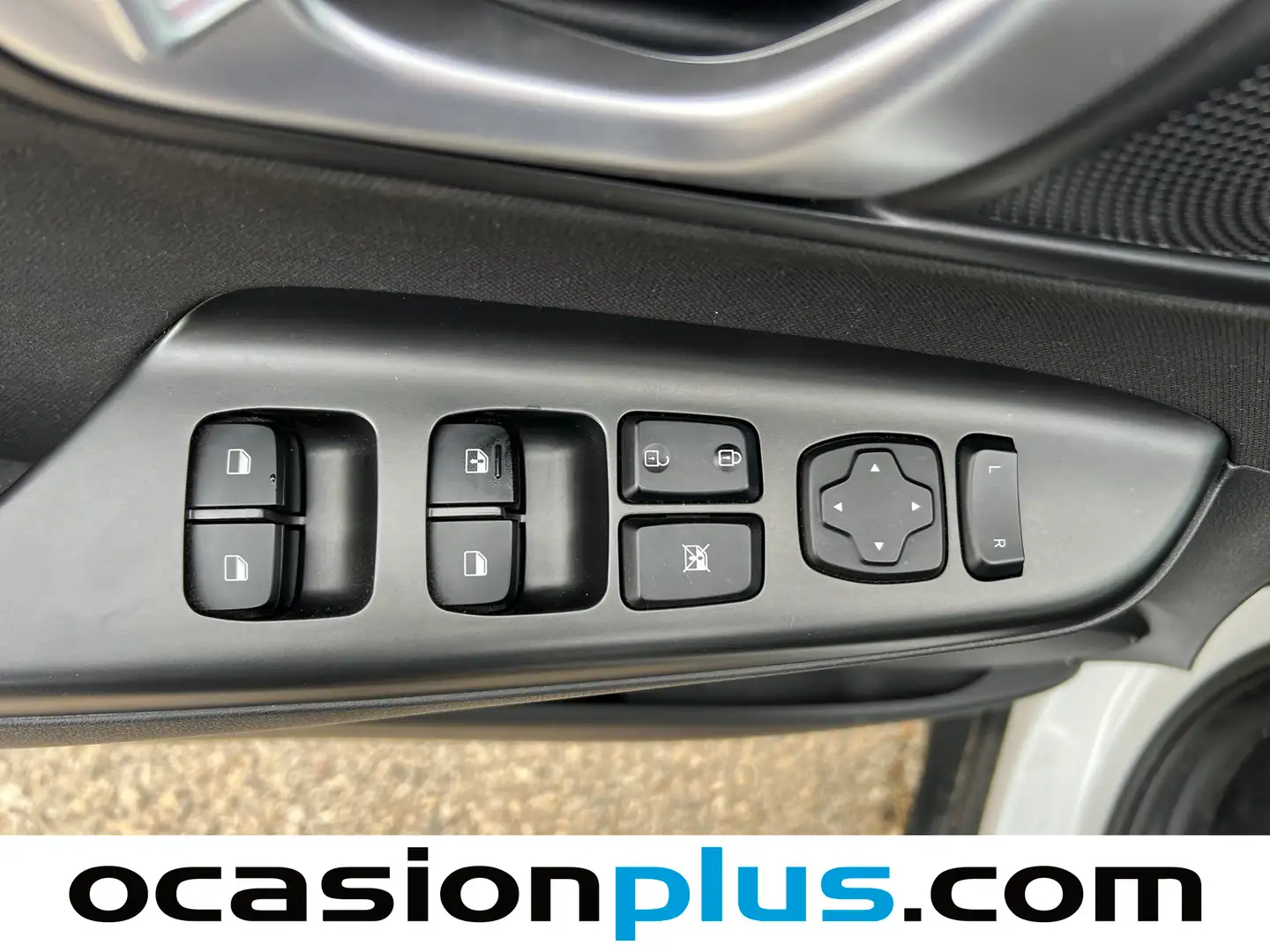 Foto Hyundai Kona Hyundai Kona 1.6 GDI HEV Maxx DCT (141 CV)