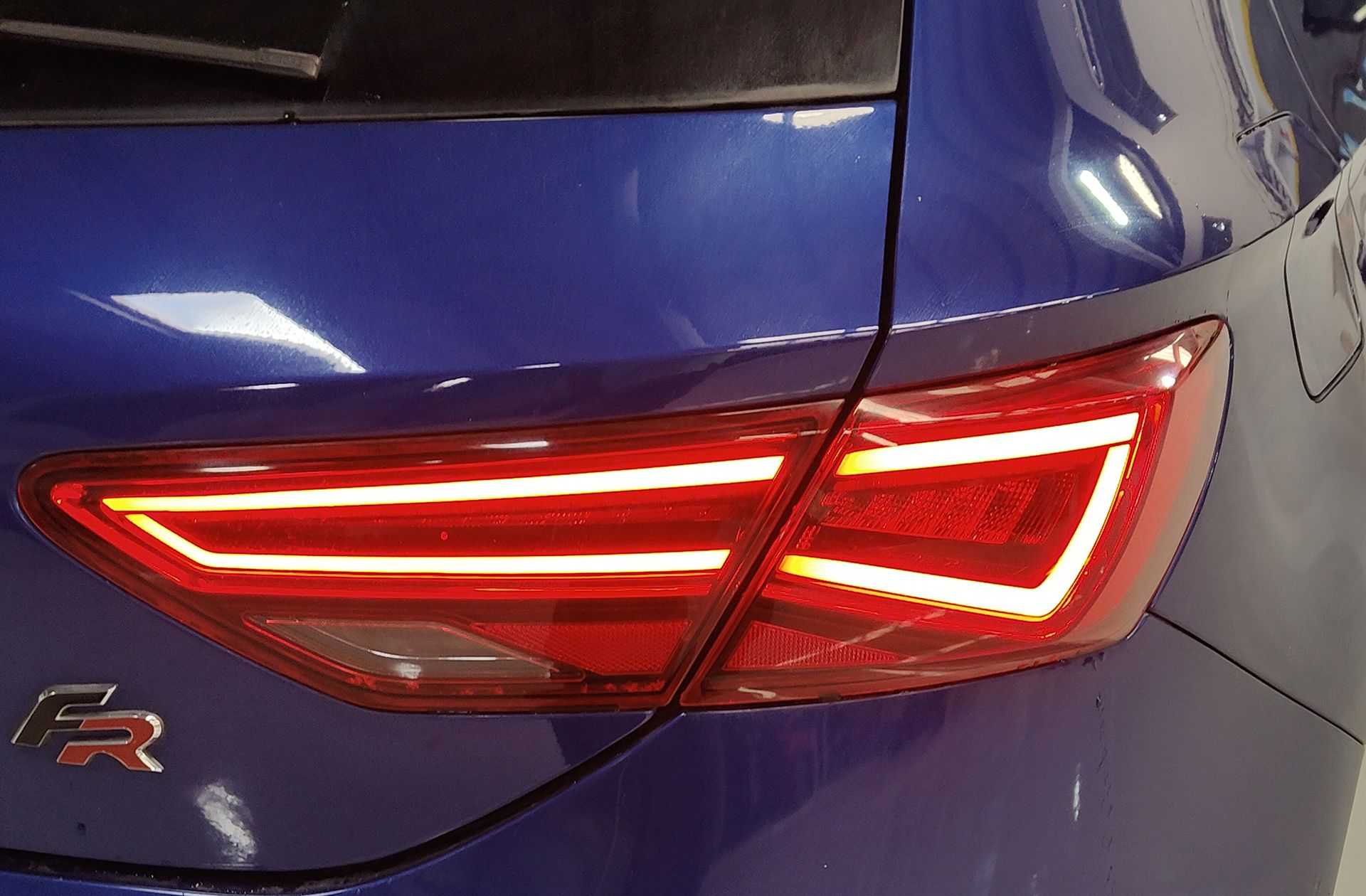 SEAT León 2.0 TSI FR Edition Plus DSG - foto 16