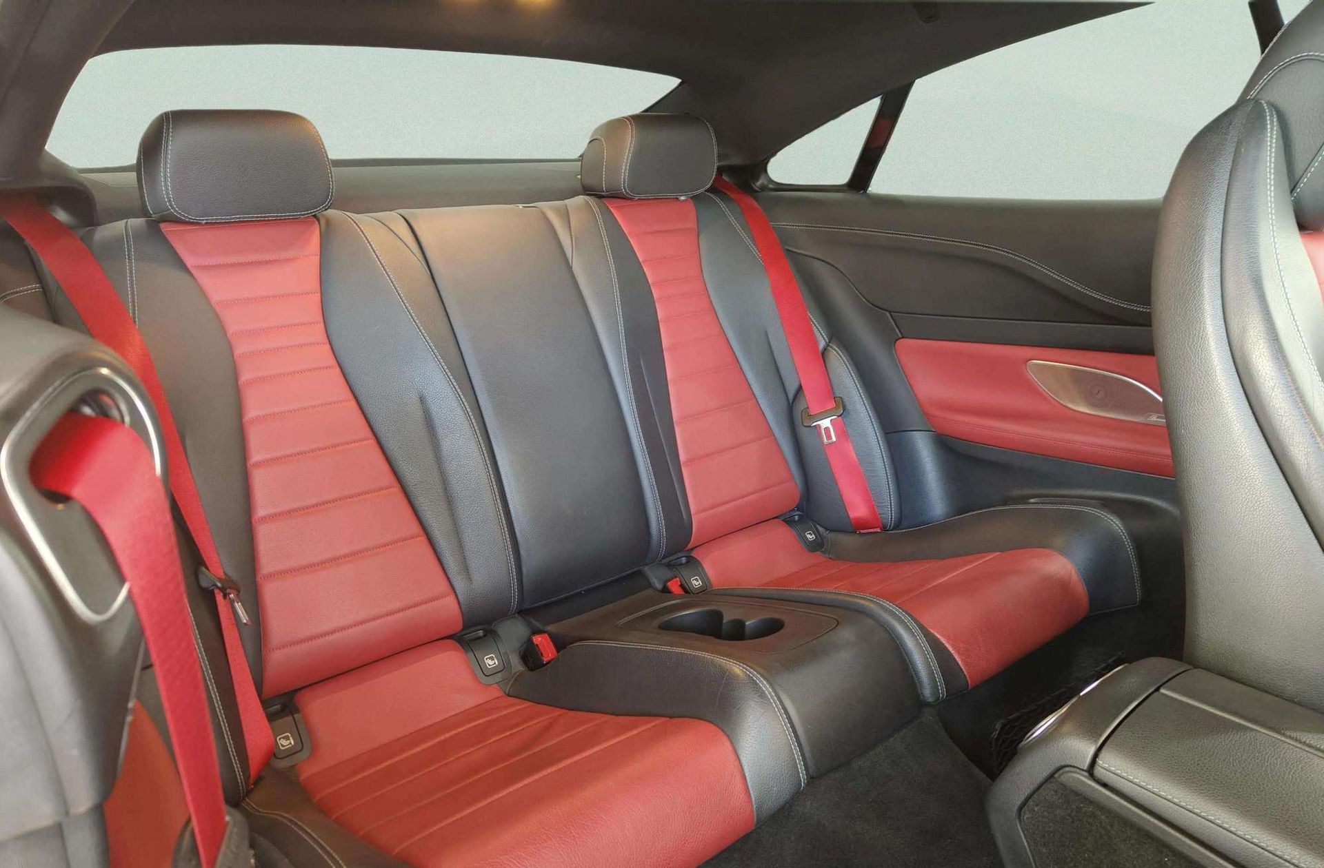 Mercedes-Benz Clase E 350 Coupe Pack AMG - foto 23