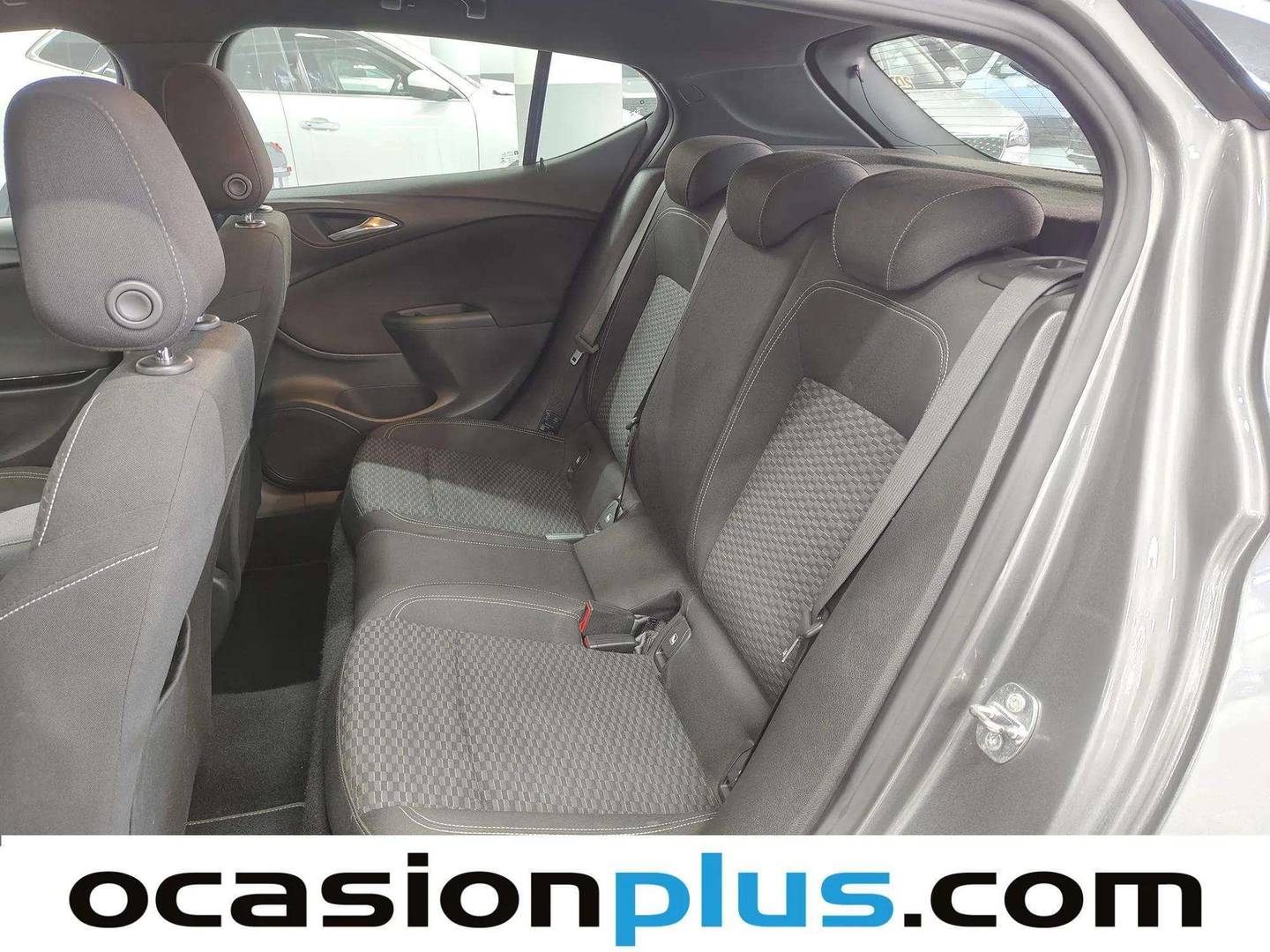 Foto asientos traseros Opel Astra Opel Astra 1.4 Turbo S&S Dynamic (125 CV)