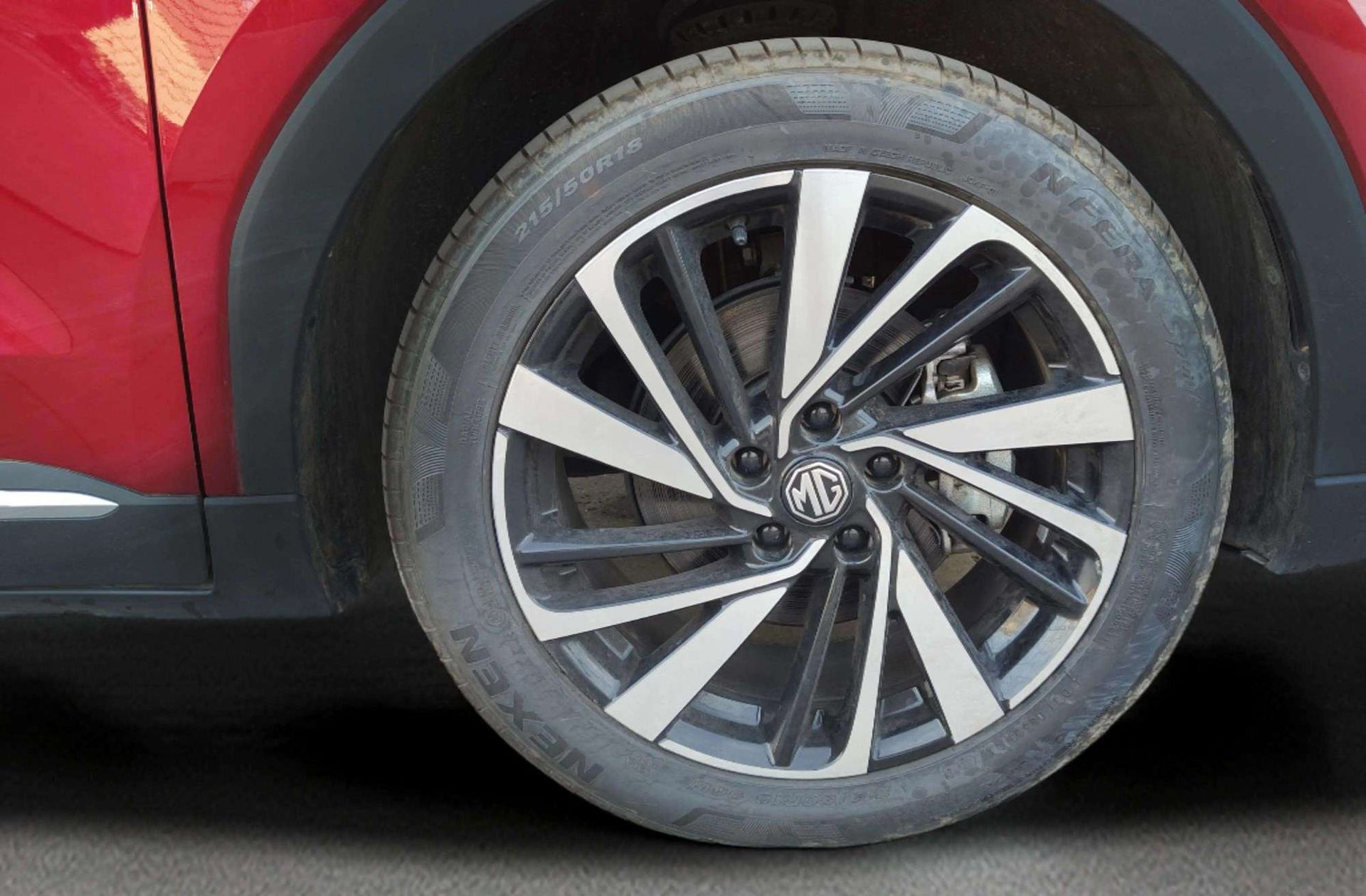 MG ZS 1.5 Hybrid+ Luxury - foto 41