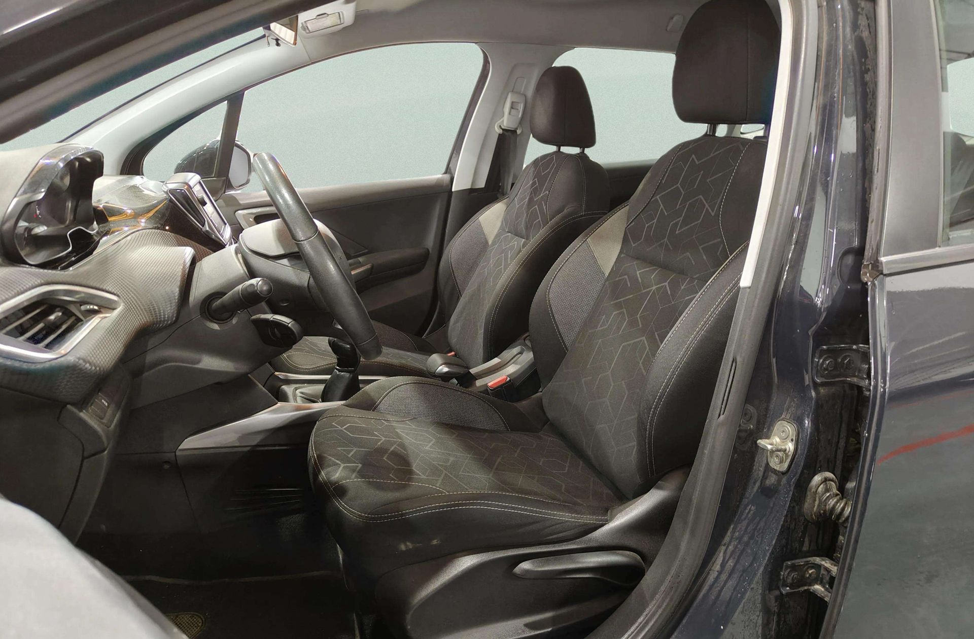 Peugeot 2008 PureTech 82 Active - foto 9