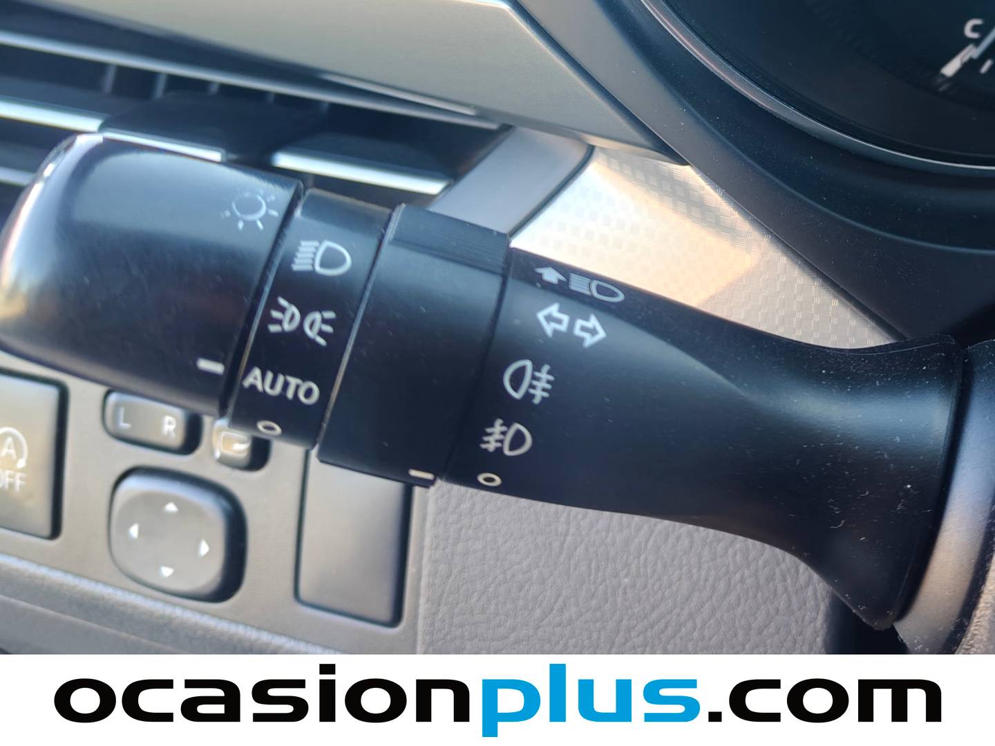 Extras y acabados del Toyota Avensis Toyota Avensis 150D Advance (143 CV)