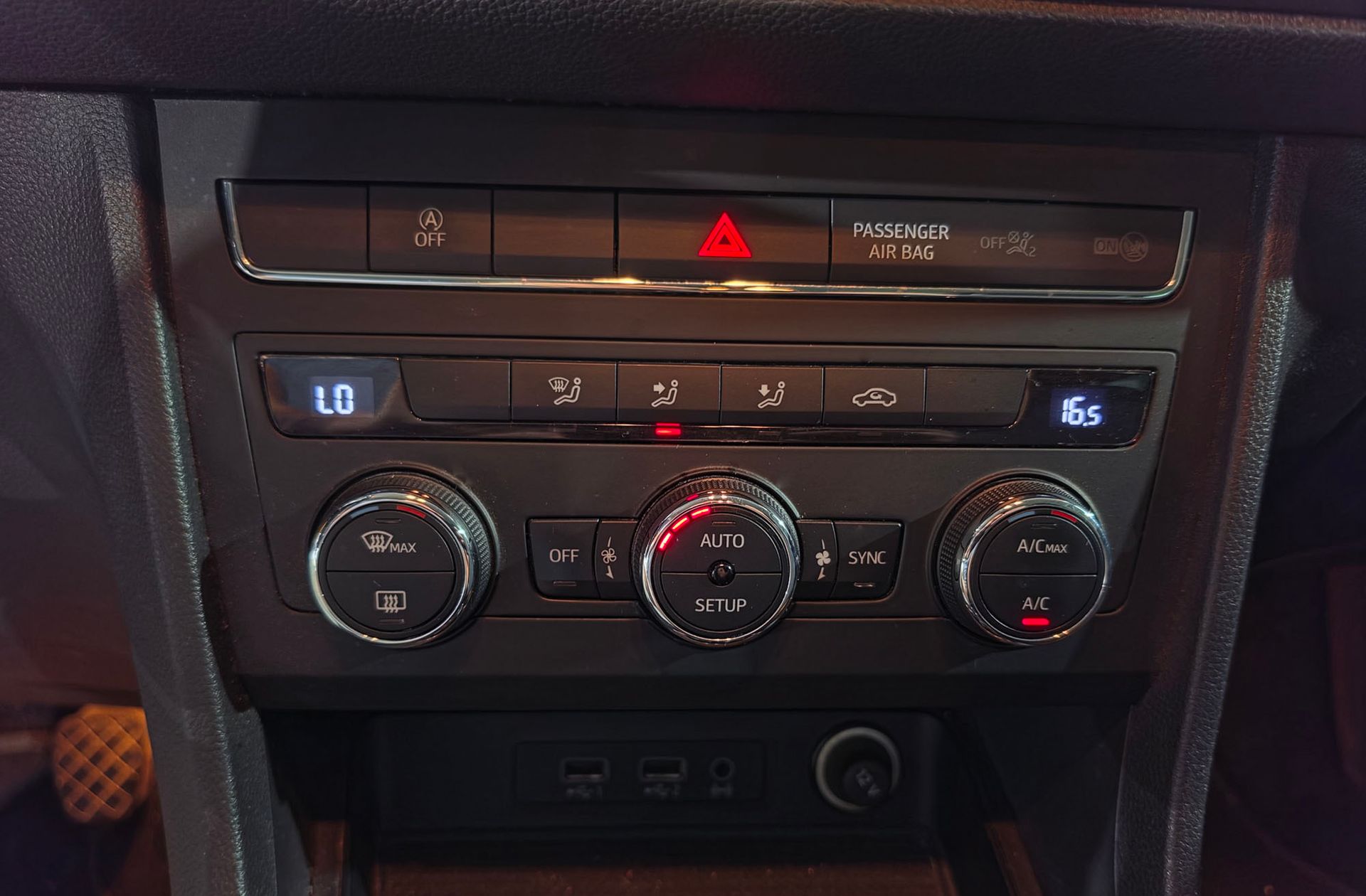 SEAT Ateca 1.6 TDI Ecomotive Style - foto 30