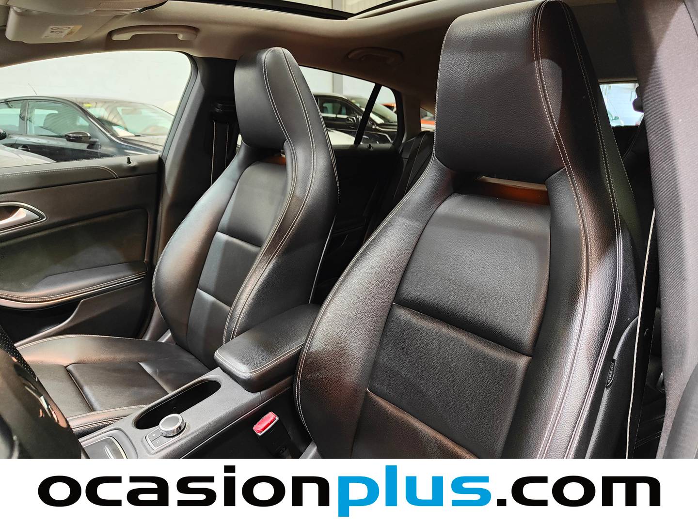 Equipamiento del Mercedes CLA Mercedes CLA Shooting Brake 200 d (136 CV) PACK AMG