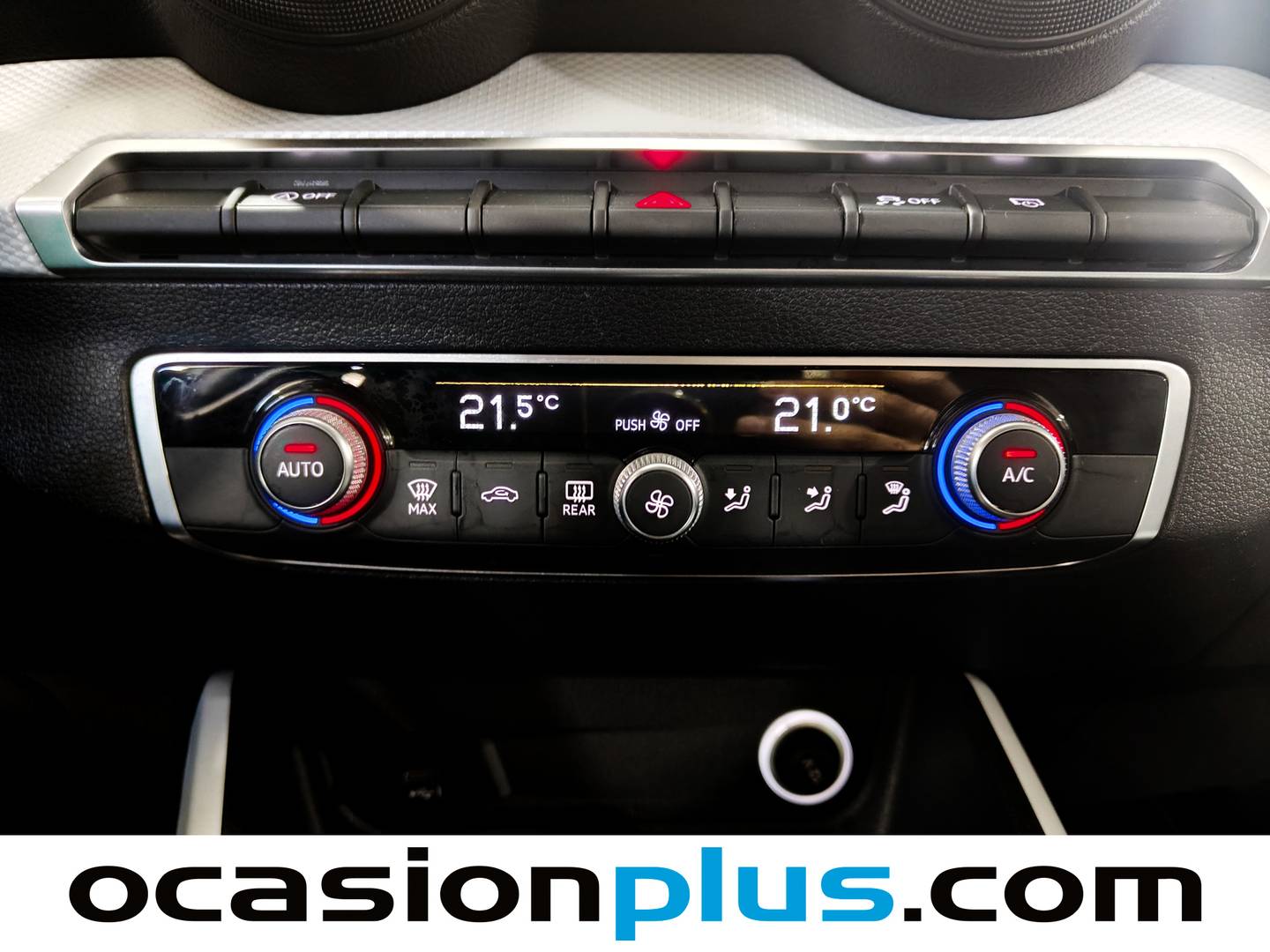 Foto Audi Q2 Audi Q2 design 35 TFSI (150 CV) S tronic