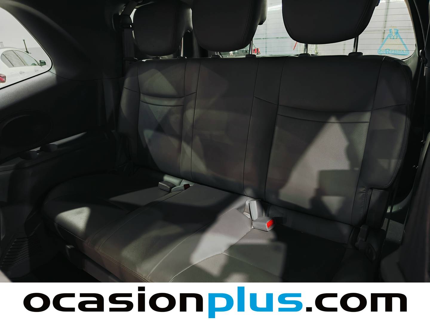 Extras y acabados del SsangYong Rodius SsangYong Rodius 270 Xdi Limited (155 CV) 7 PLAZAS