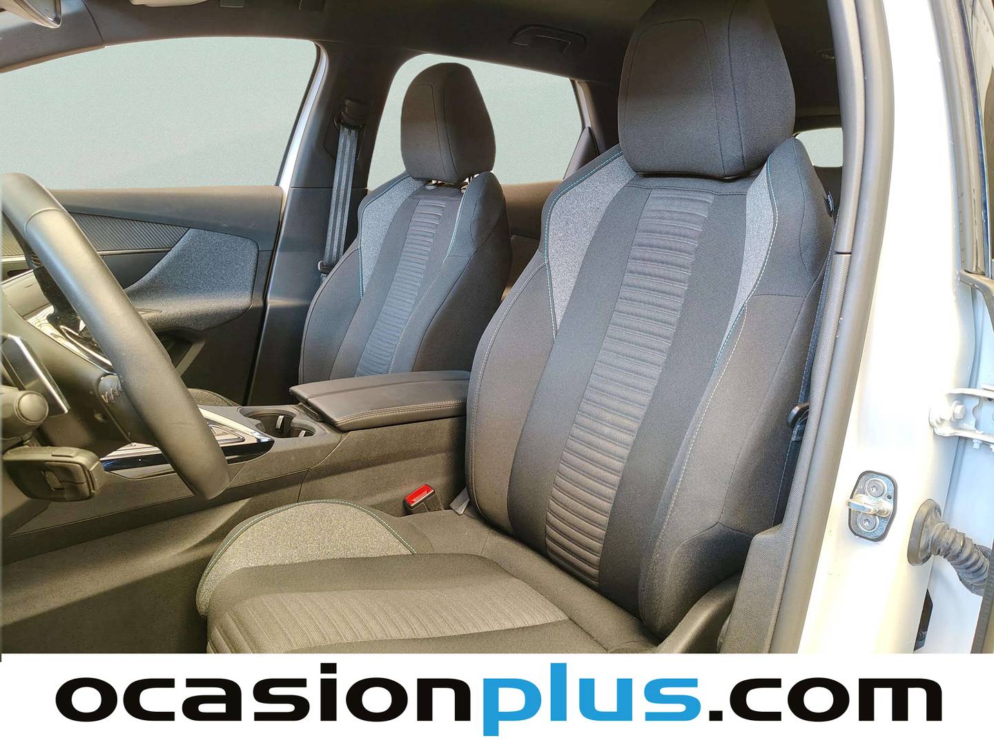 Foto asientos delanteros Peugeot 3008 Peugeot 3008 BlueHDi 130 S&S Active Pack EAT8 (130 CV)