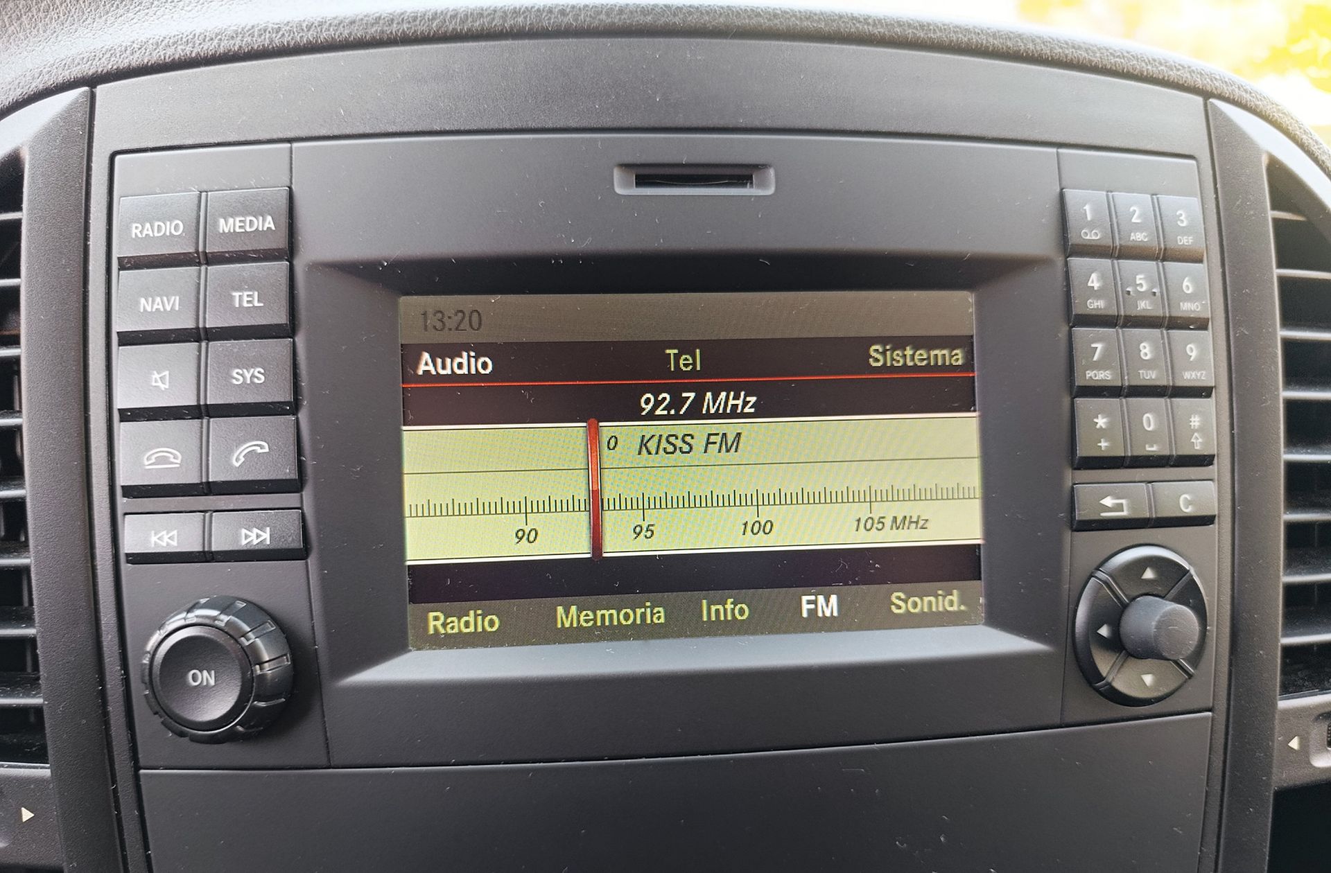 Mercedes-Benz Vito Combi 114 CDI Tourer Base Larga - foto 30