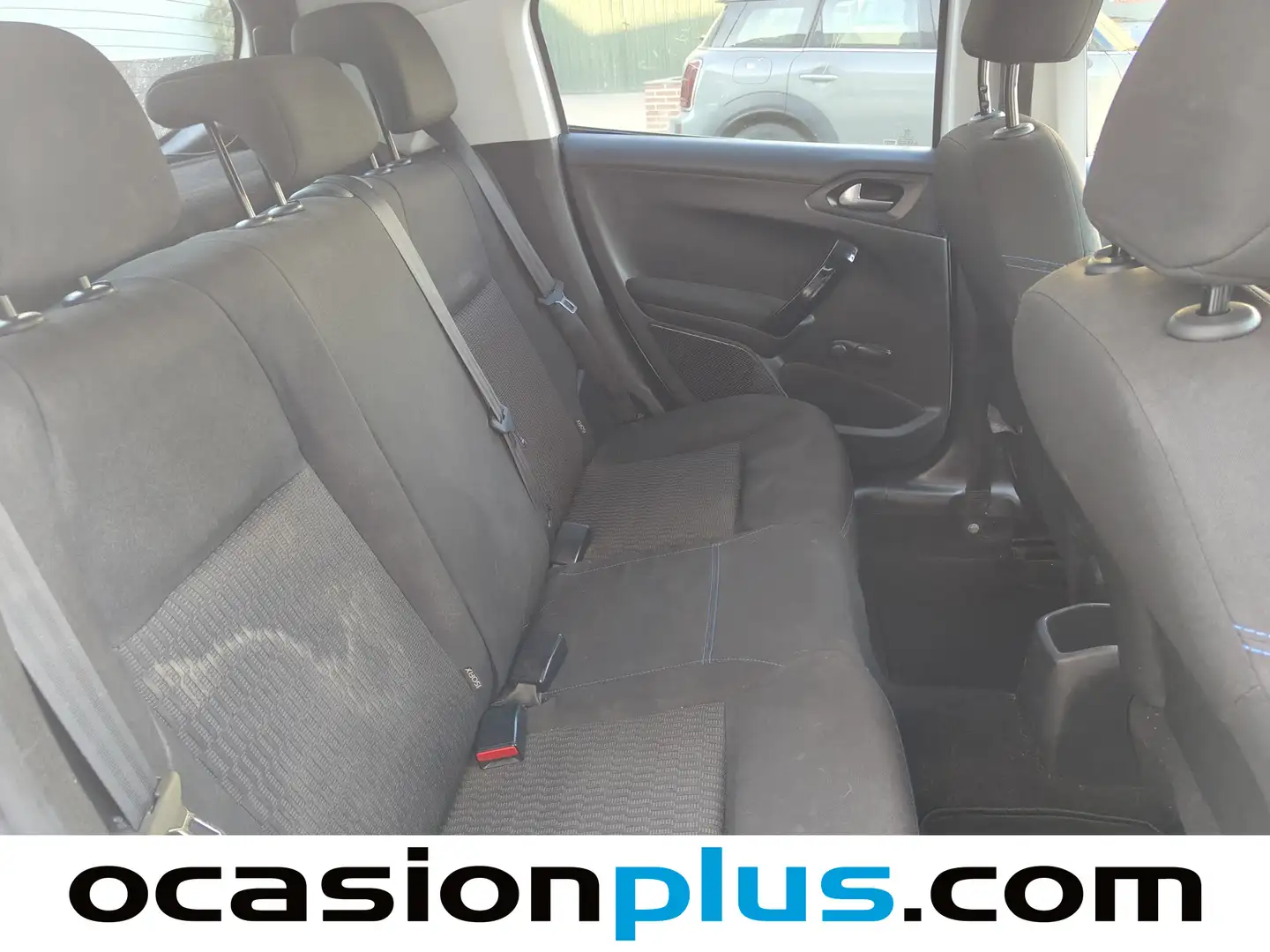 Foto Peugeot 208 Peugeot 208 PureTech Signature (82 CV)