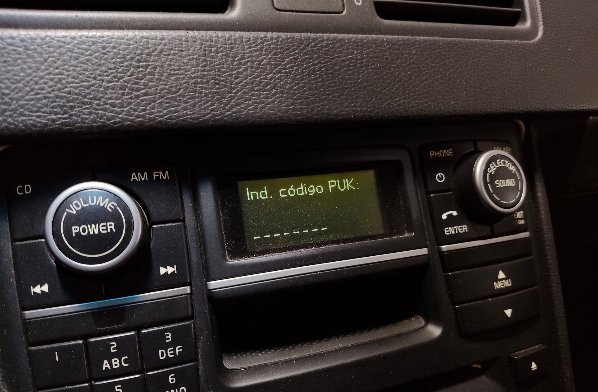 Volvo XC90 D5 Executive - foto 34