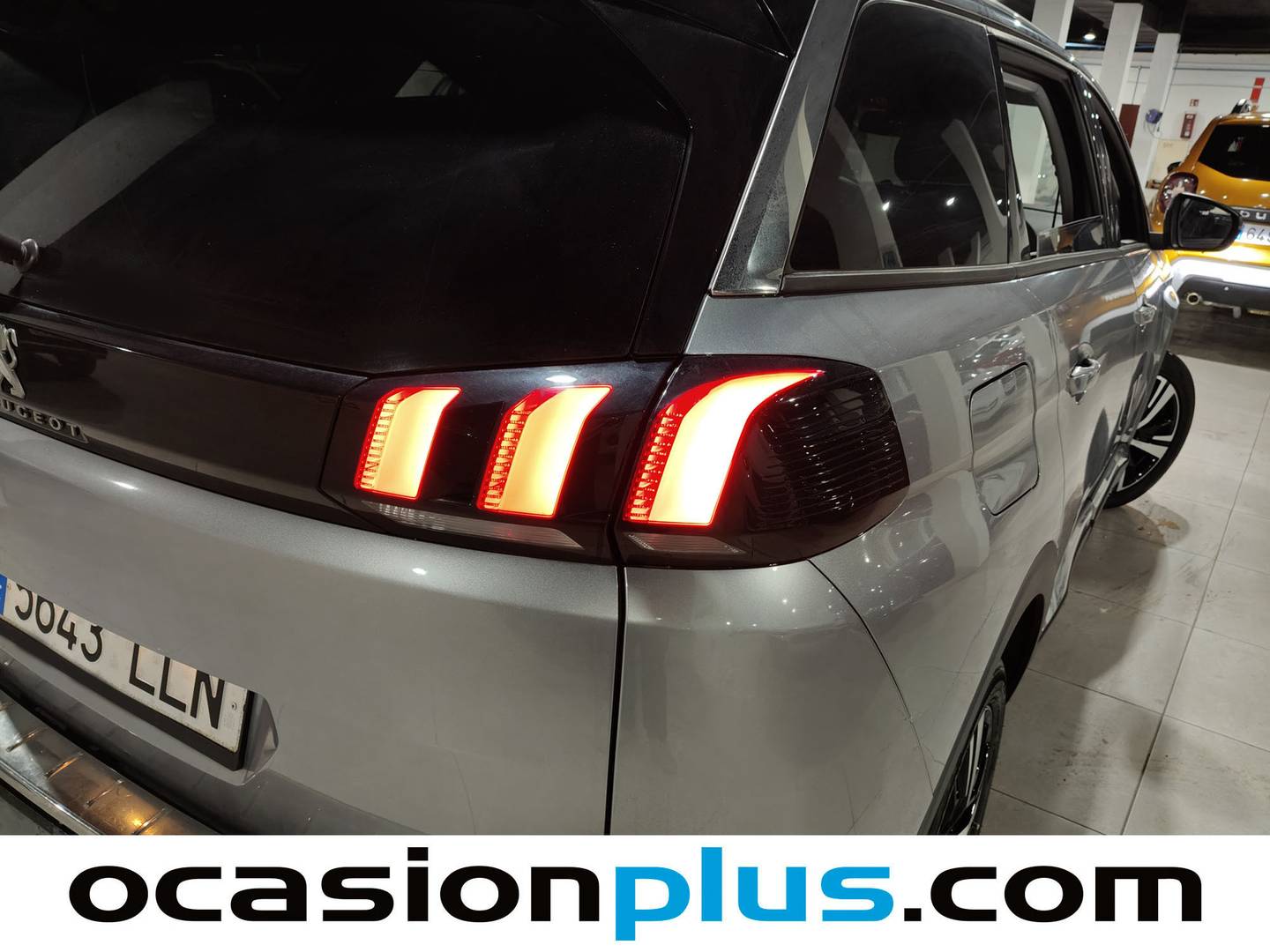 Paquetes del Peugeot 5008 Peugeot 5008 BlueHDi 130 S&S Allure (130 CV) 7 Plazas