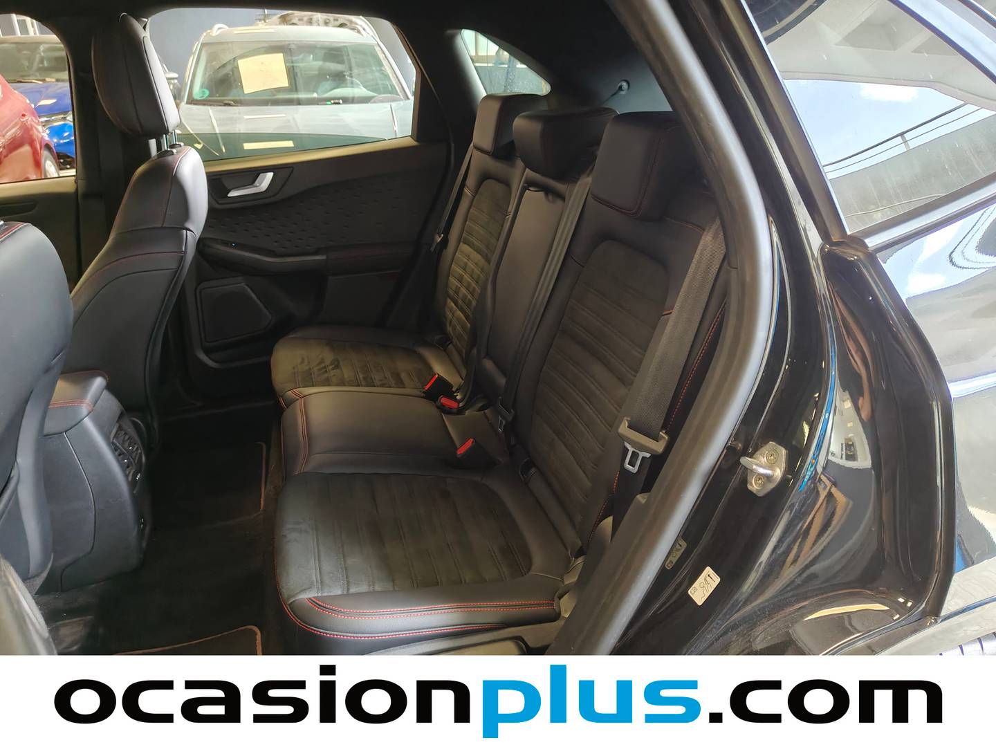 Foto asientos traseros Ford Kuga Ford Kuga 2.0 EcoBlue MHEV ST-Line X (150 CV)