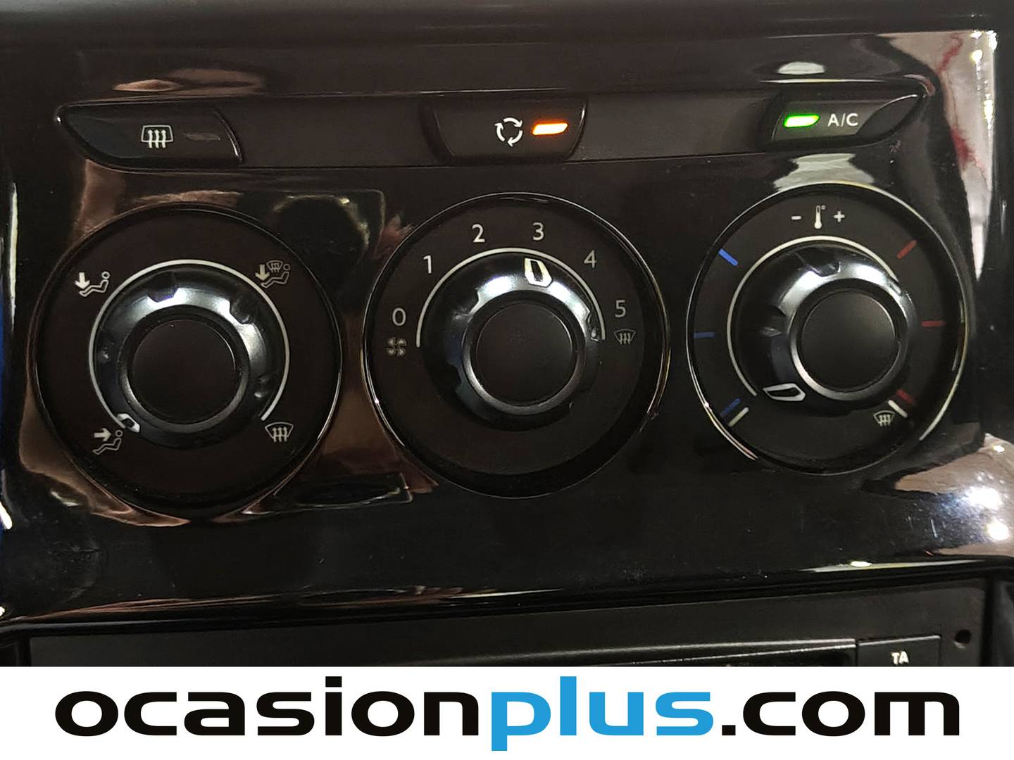 Equipamiento del Citroën C3 Citroën C3 BlueHDi 75 Tonic (75 CV)
