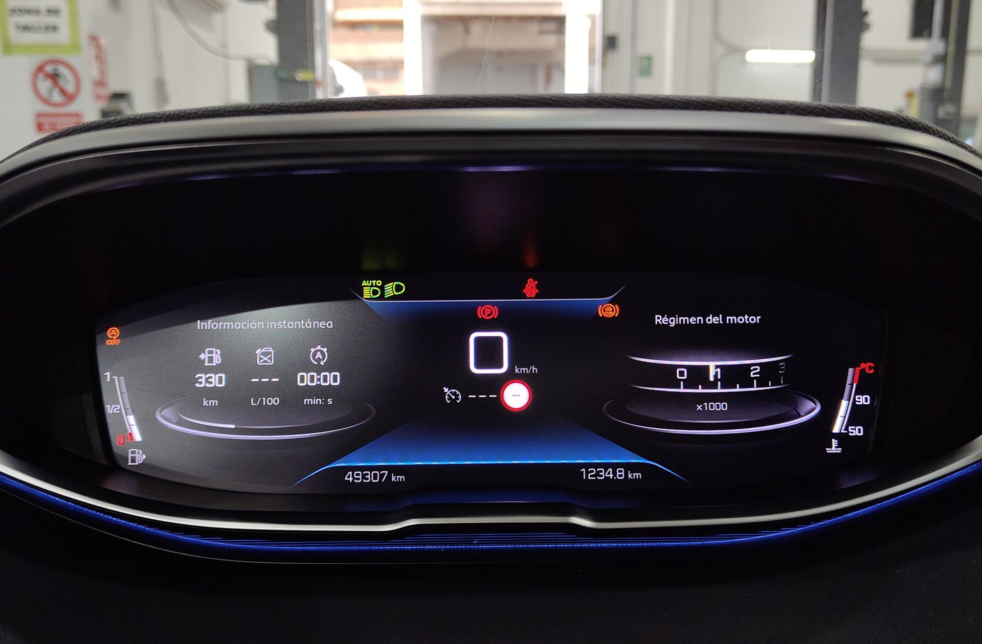 Peugeot 3008 BlueHDi 130 Allure Pack - foto 25