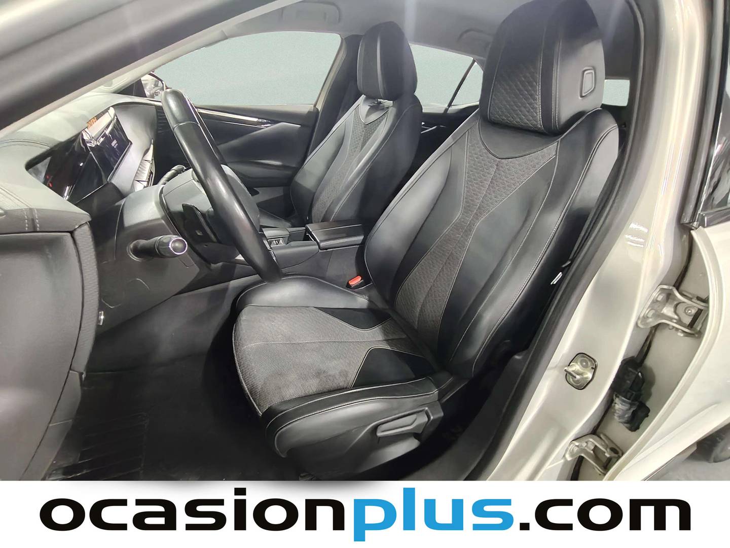 Foto DS DS 4 DS DS4 BlueHDi 130 Trocadero Auto (130 CV)