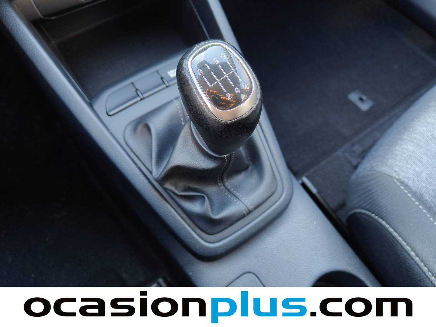 Foto KIA Stonic Kia Stonic 1.0 T-GDi MHEV Concept Plus (100 CV)