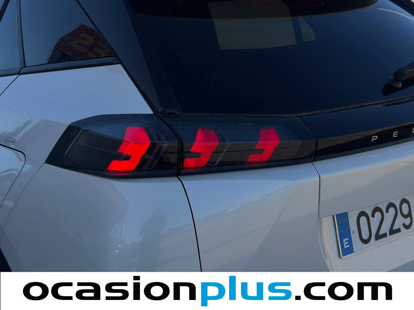 Peugeot 2008 Peugeot 2008 PureTech 100 S&S Allure (100 CV) gasolina