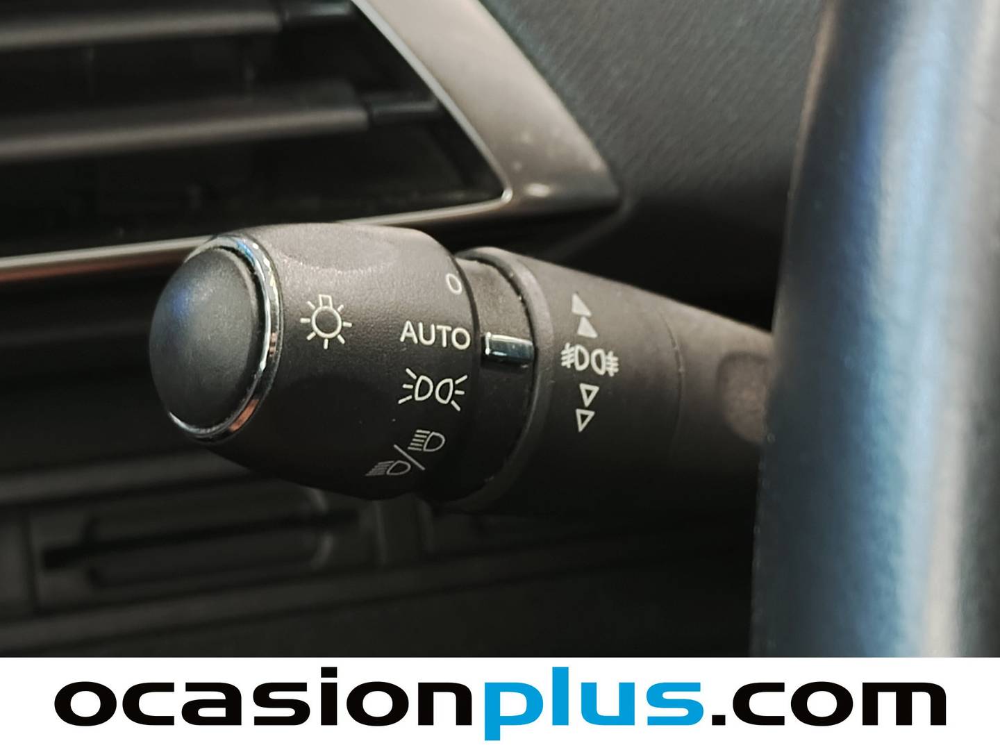 Acabados Peugeot 5008 Peugeot 5008 BlueHDi 130 S&S Allure (130 CV) 7 Plazas
