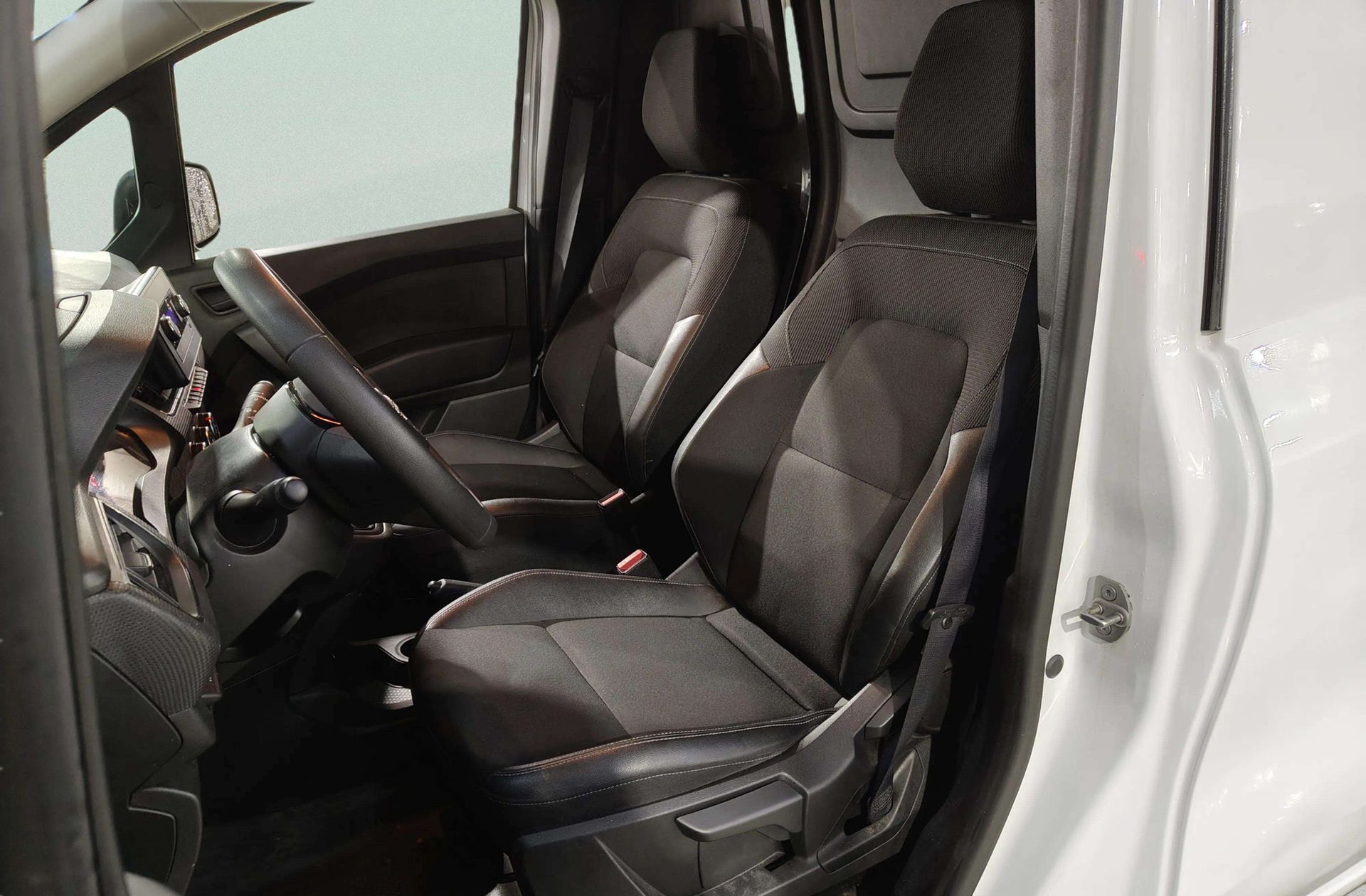Nissan Townstar Furgon 1.3G L1 Profesional - foto 10