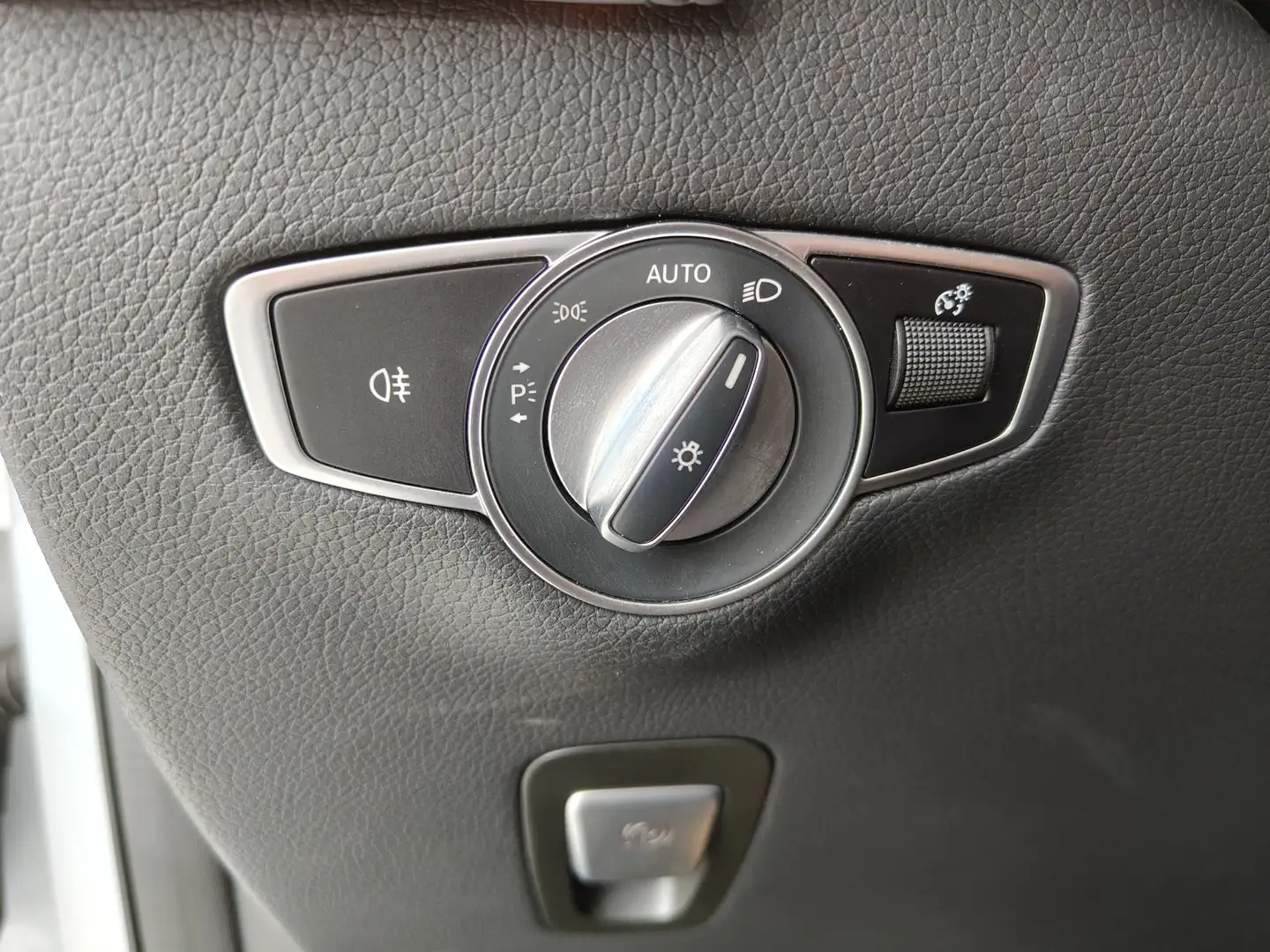 Foto Mercedes EQC Mercedes-Benz EQC SUV EQC SUV 400 4Matic (408 CV)