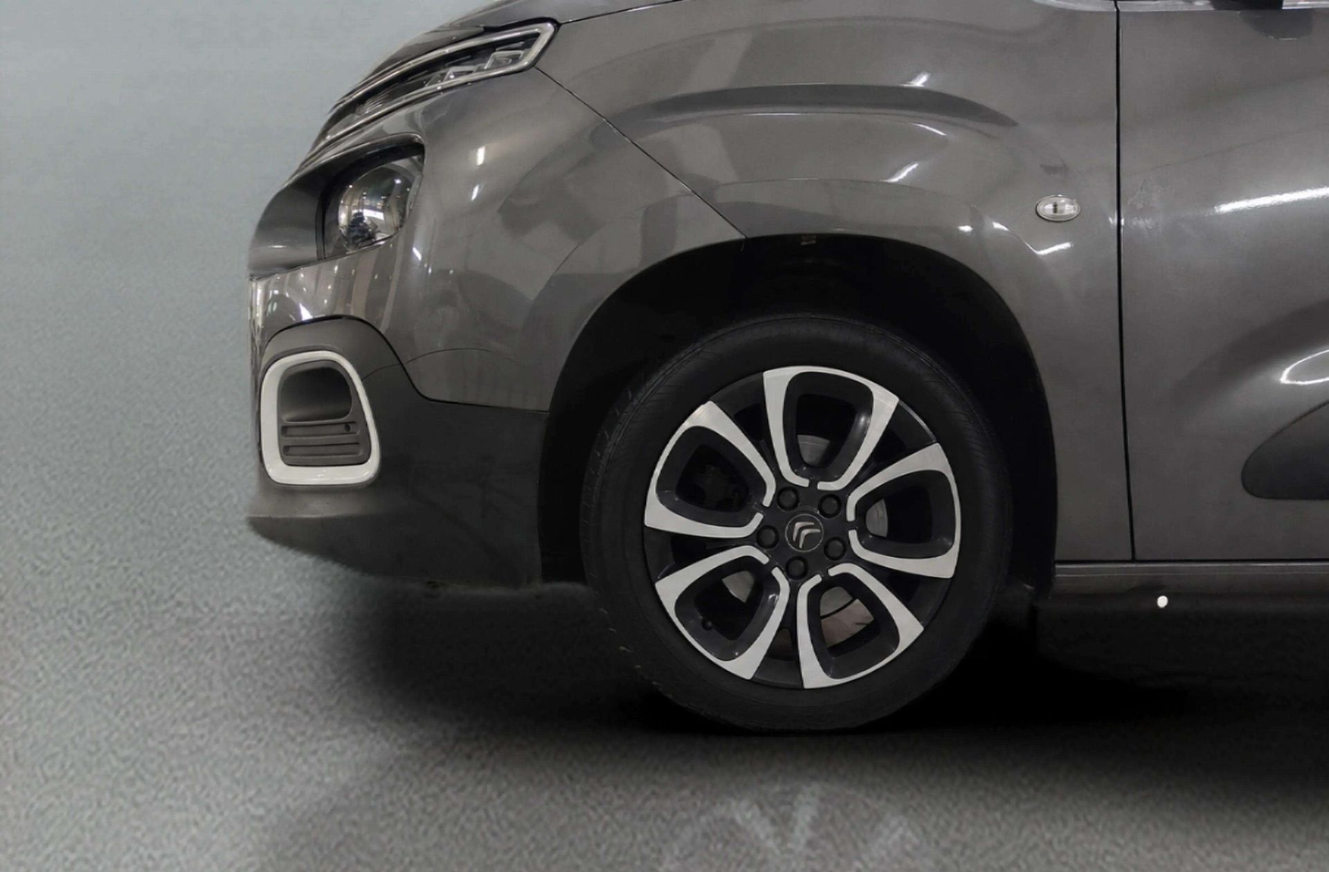 Citroën Berlingo BlueHDi 100 Talla M Shine - foto 34