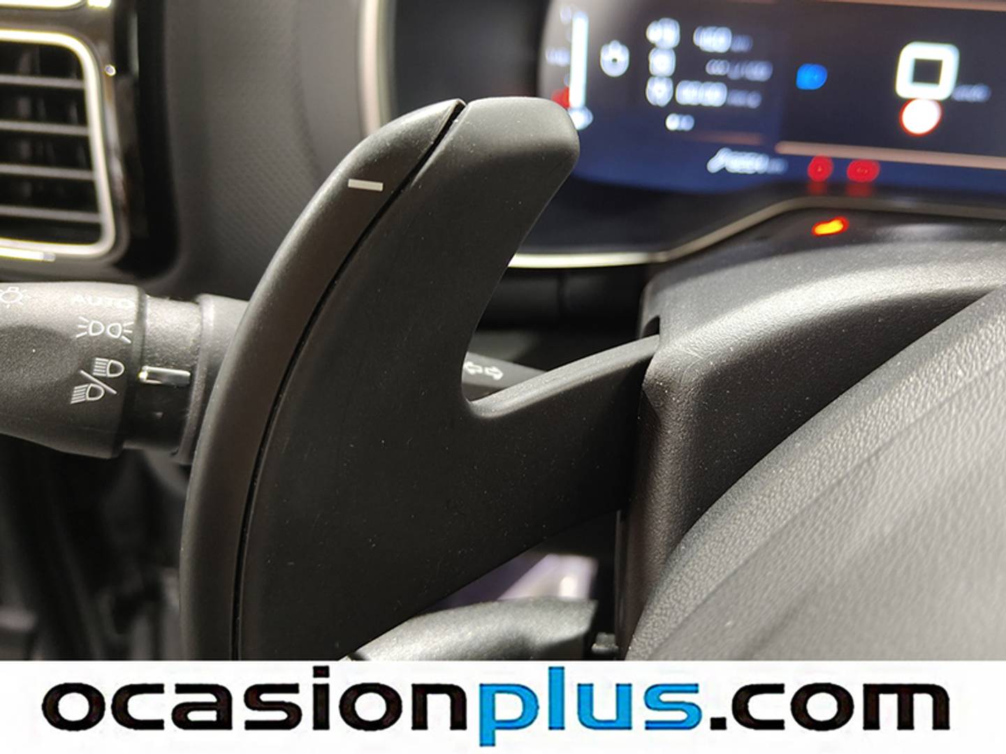 Foto Citroën C5 Aircross Citroen C5 Aircross PureTech 130 S&S Shine Pack EAT8 (131 CV)