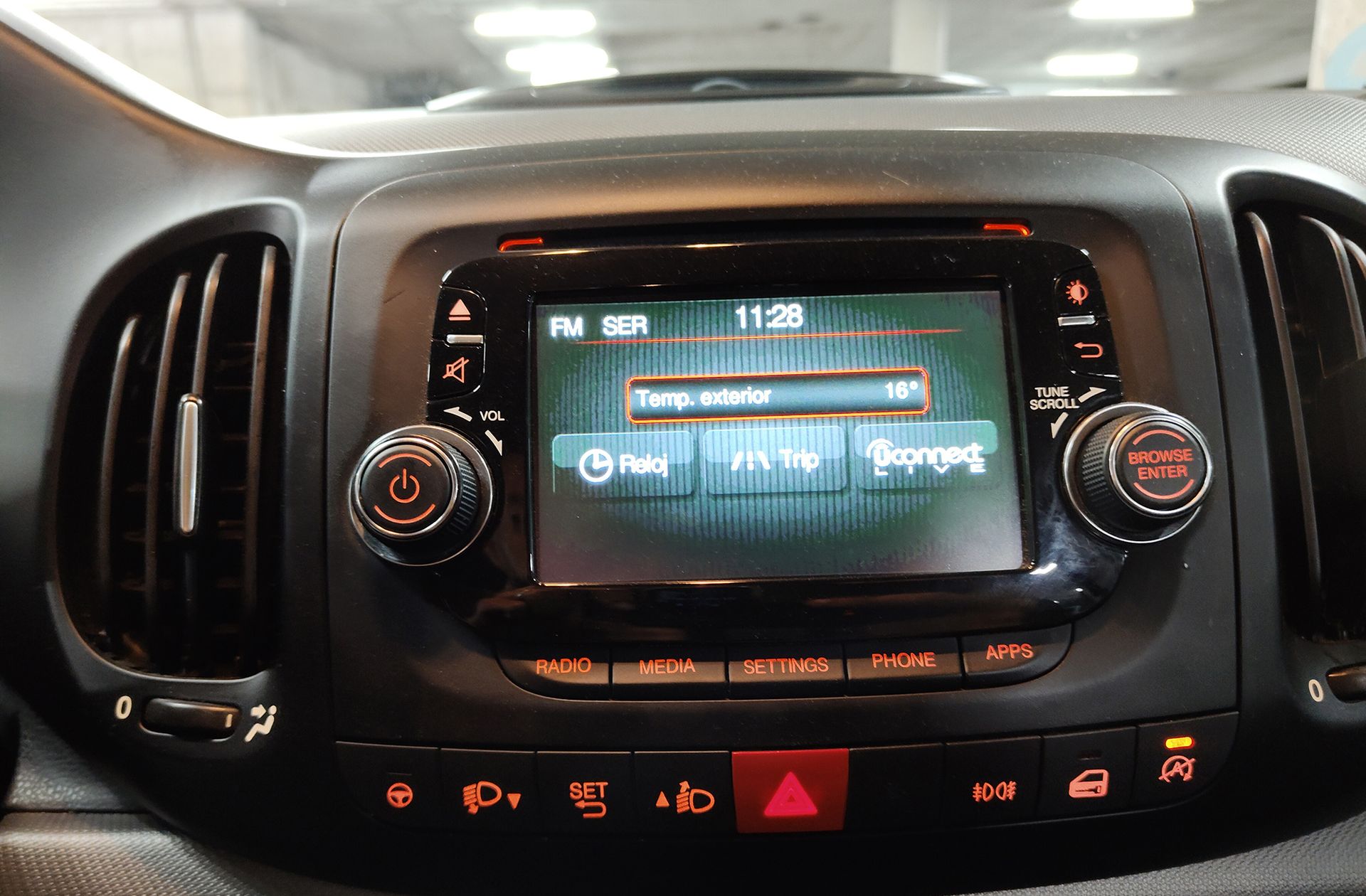 Fiat 500L 1.6 16v MultiJet II Living Lounge 7 plazas - foto 30