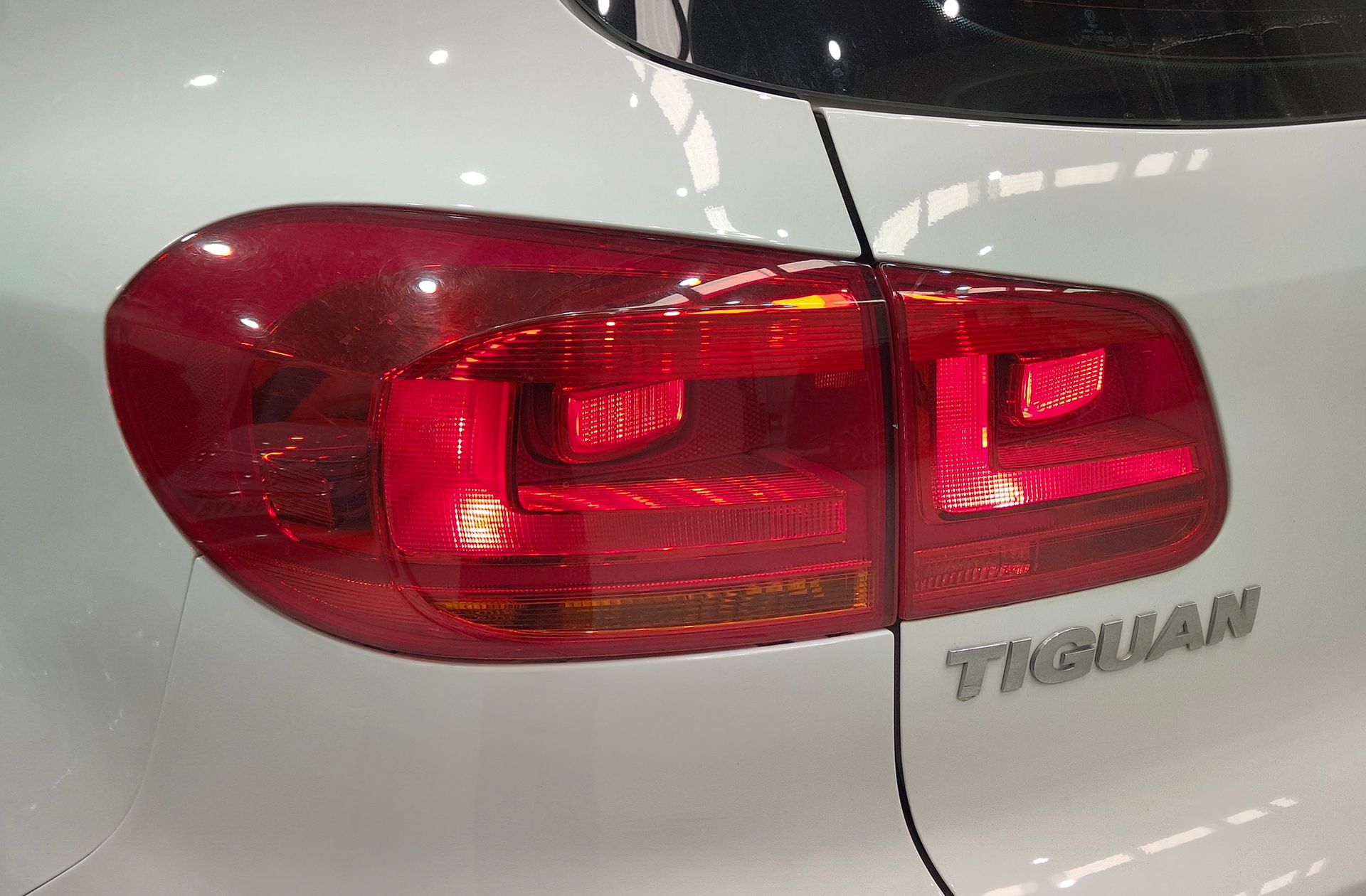 Volkswagen Tiguan T1 2.0 TDI 4x2 - foto 20