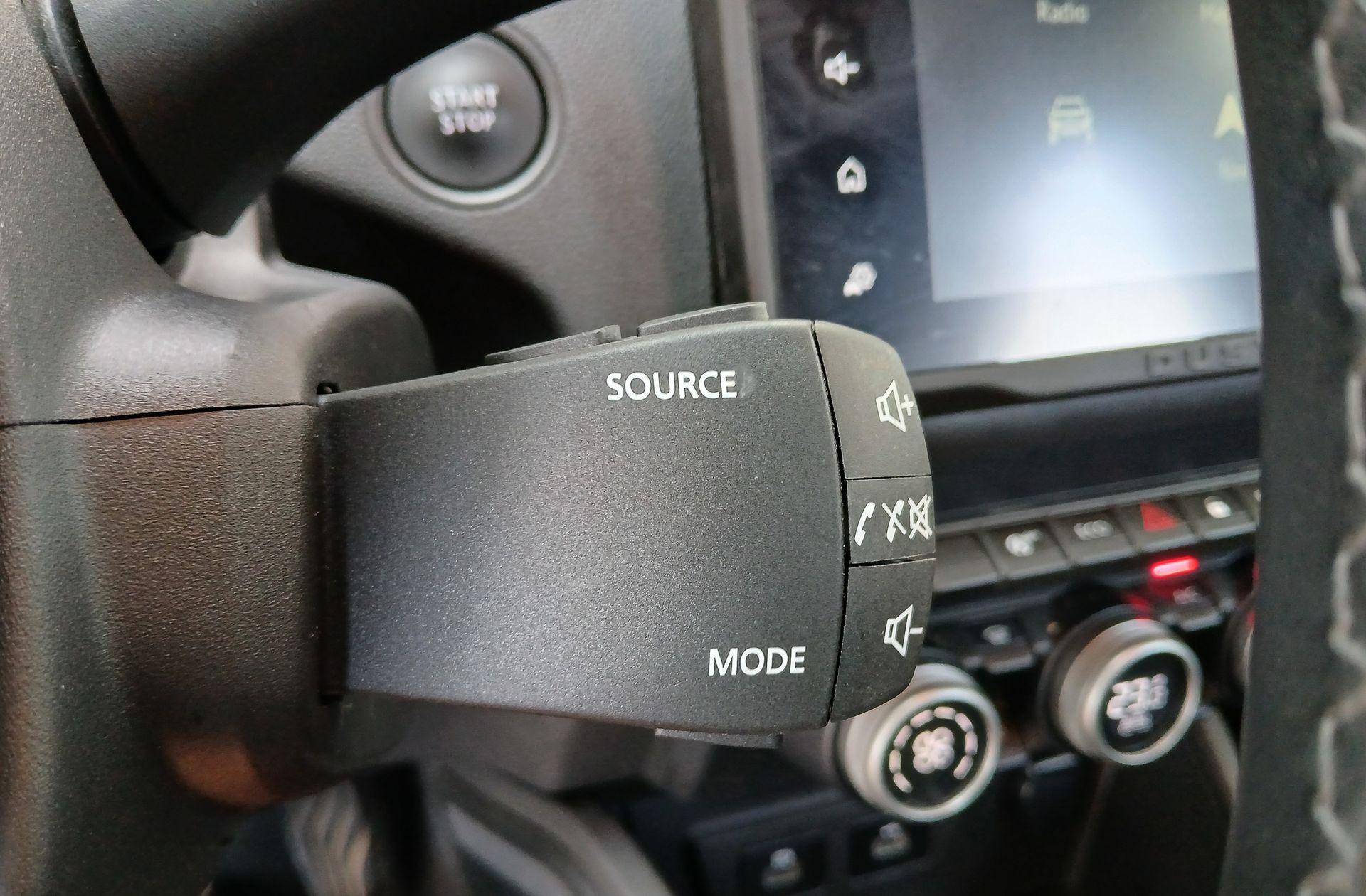 Dacia Duster Journey Go TCe EDC - foto 27