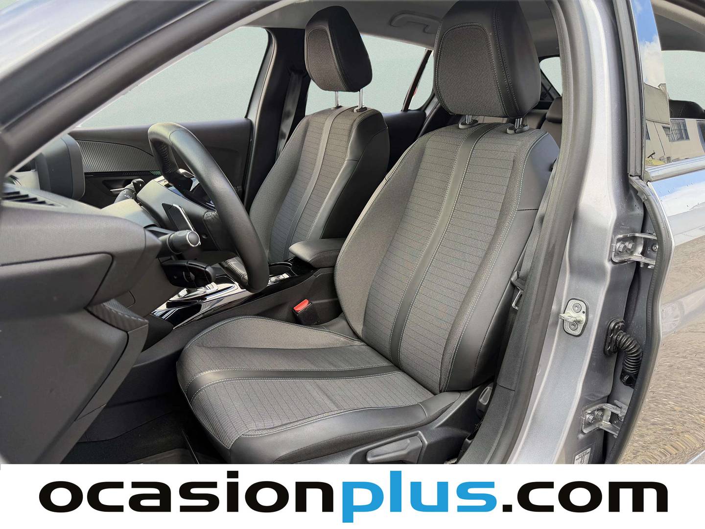 Foto Peugeot 208 Peugeot 208 PureTech 100 Allure Pack EAT8 75 kW (100 CV)