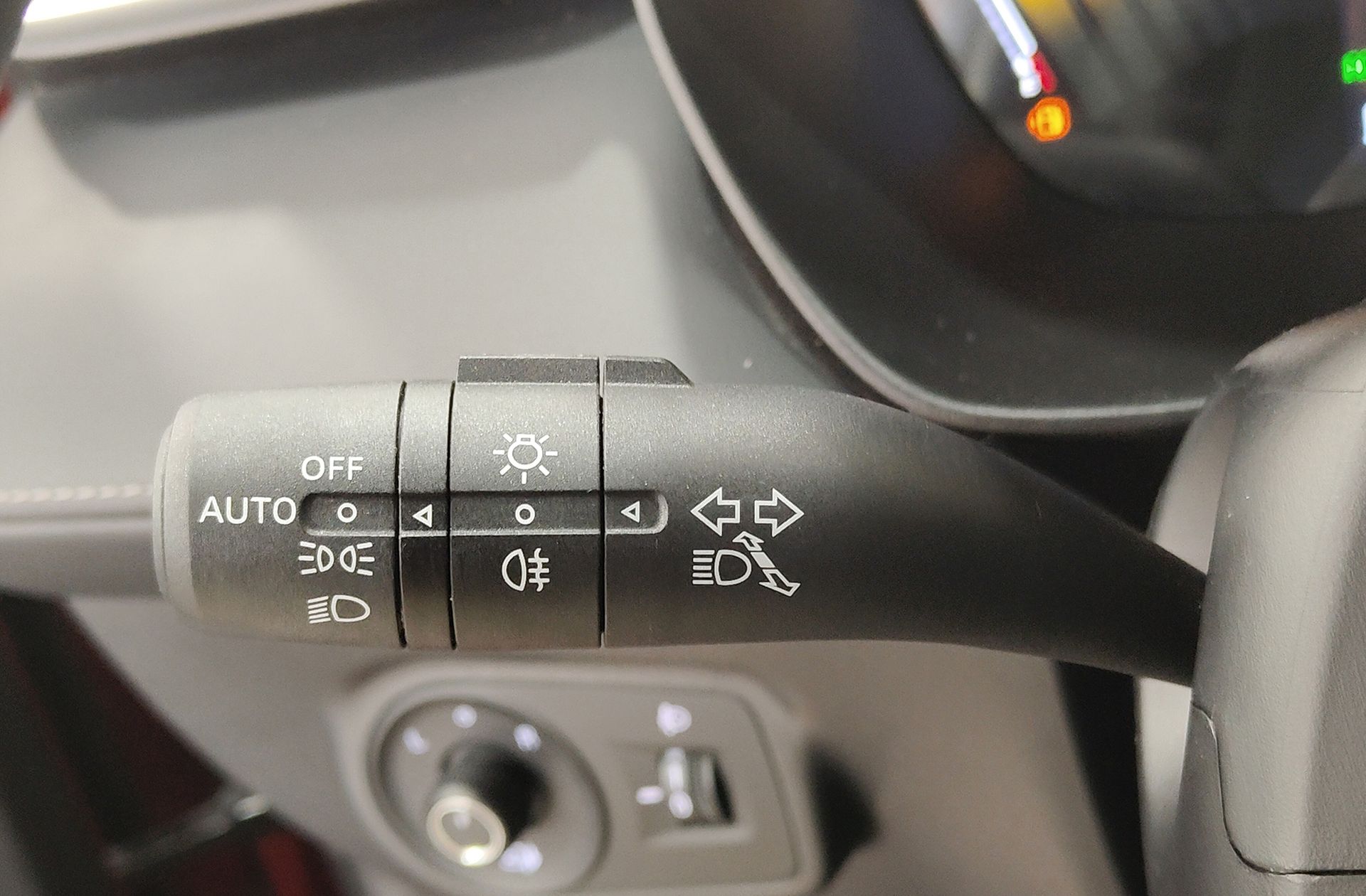 MG ZS 1.5 Hybrid+ Luxury - foto 29