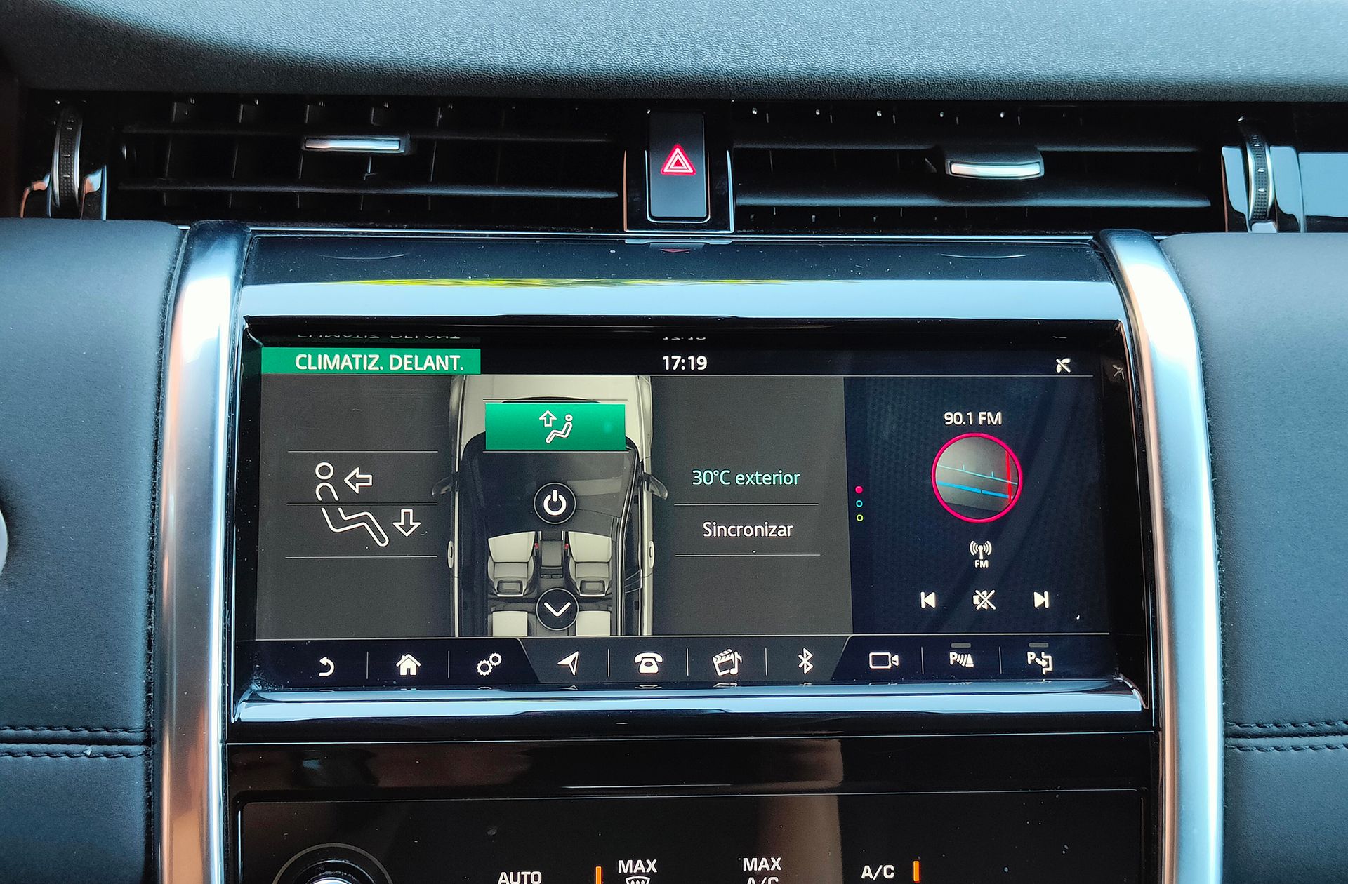 Land Rover Discovery Sport 2.0D I4 S AWD - foto 34