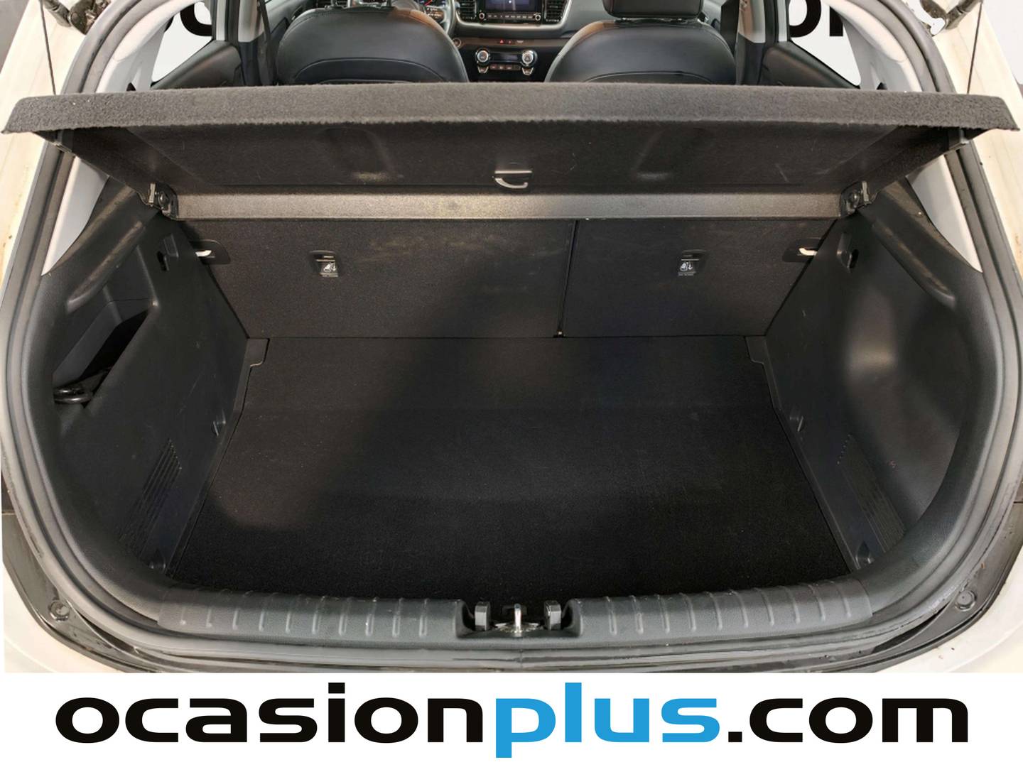 Foto KIA Stonic Kia Stonic 1.0 T-GDi MHEV iMT GT Line (120 CV)