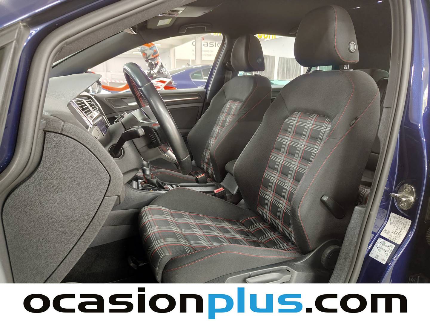 Foto asientos delanteros Volkswagen Golf Volkswagen Golf GTI Performance 2.0 TSI (245 CV) DSG