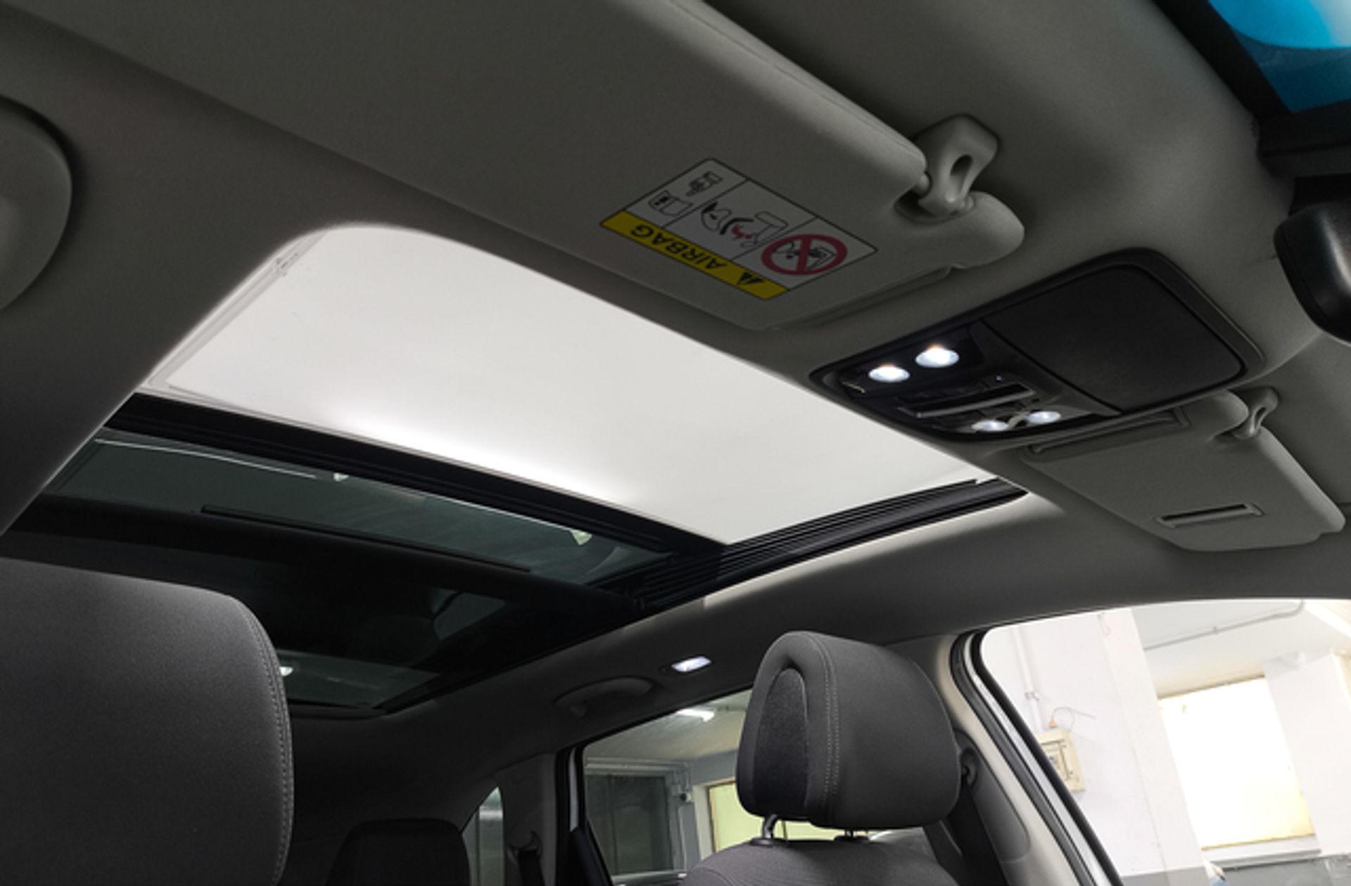 Kia Sorento 2.2 CRDi Drive 4x2 7 plazas - foto 7