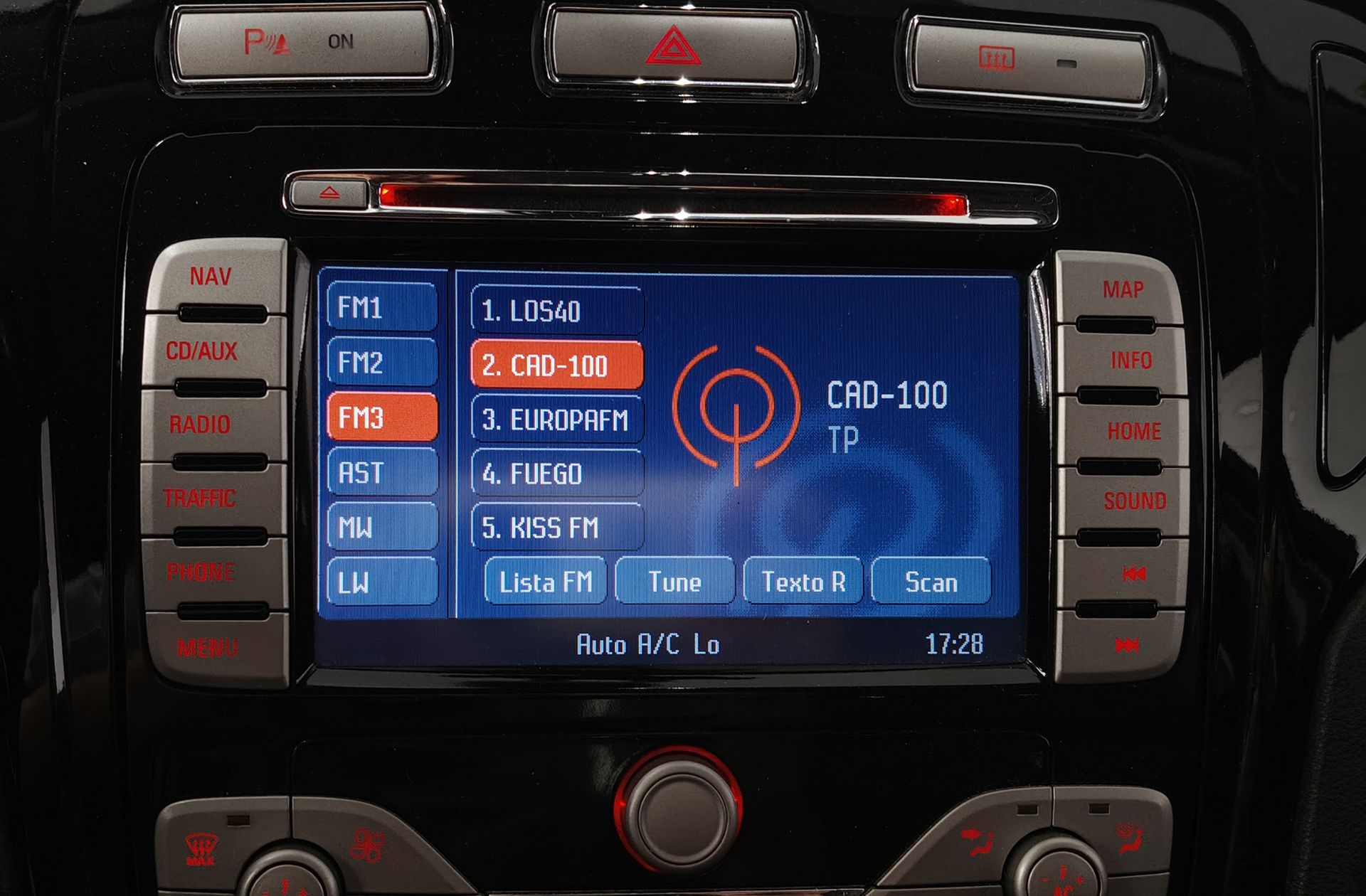 Ford Mondeo 2.0 EcoBoost 203 Titanium S Powershift - foto 31