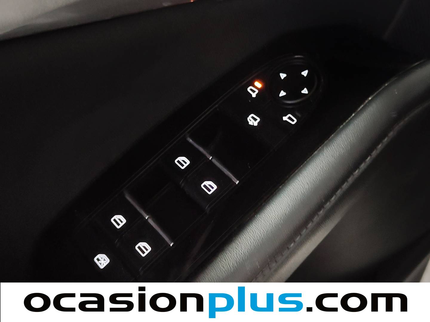 Foto Mazda CX-30 Mazda CX-30 2.5 e-Skyactive G MHEV Prime-Line AT (140 CV)