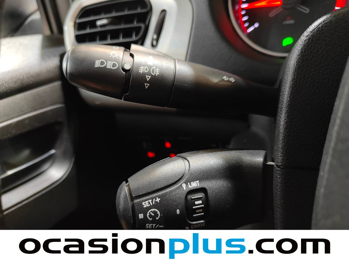 Citroën C-Elysée Citroën C-Elysee PureTech 82 Shine (82 CV) de ocasión