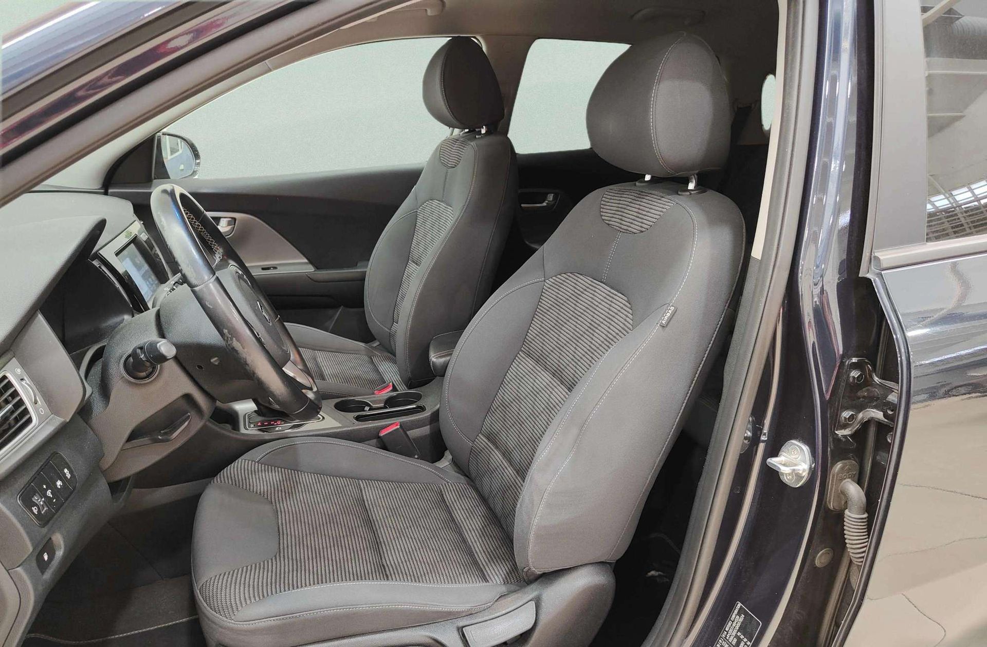 Kia Niro 1.6 GDi HEV Híbrido Drive - foto 12