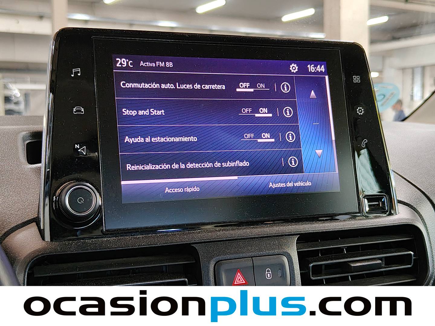 Equipamiento del Toyota Proace City Verso Toyota Proace City Verso 1.2 Family Active L1 5 Plazas (110 CV)