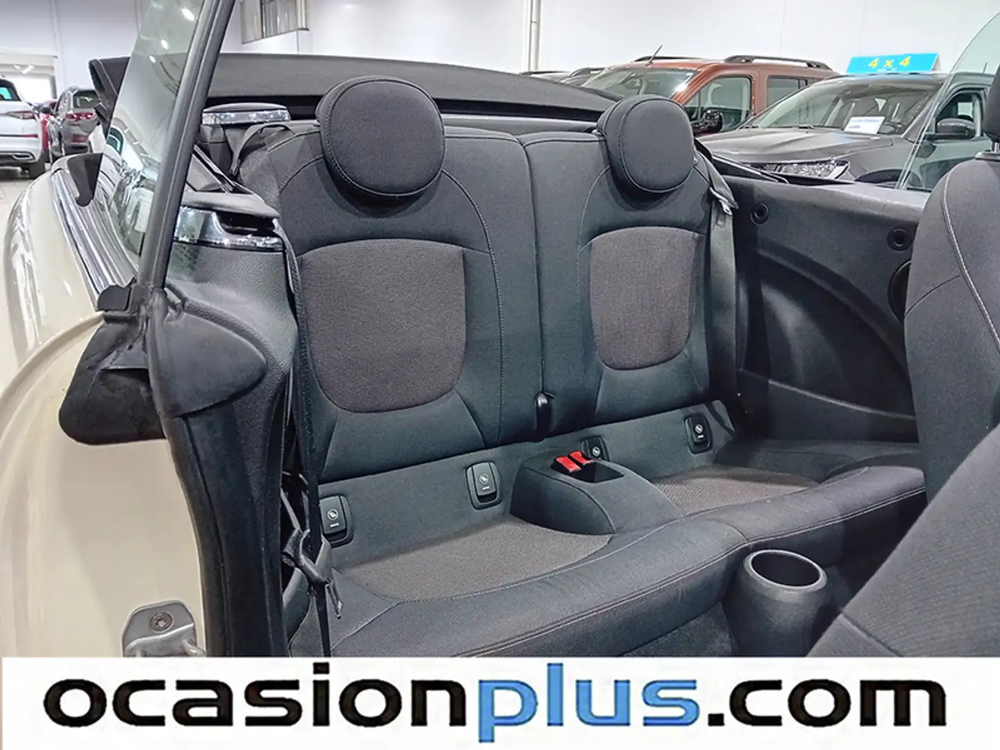 Foto Mini MINI MINI MINI Cabrio Cooper D (116 CV)