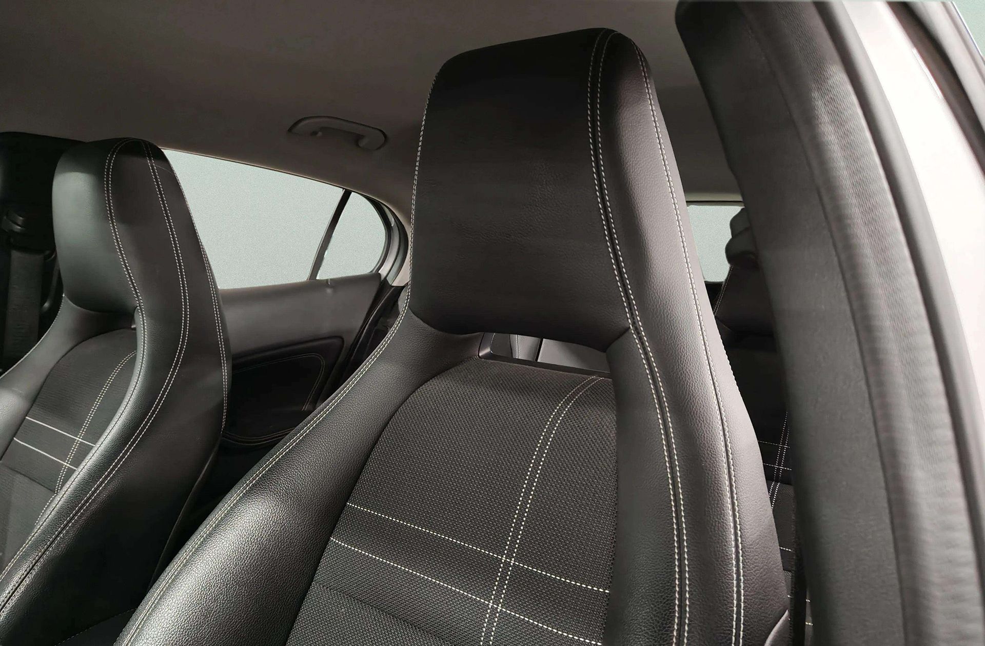 Mercedes-Benz GLA 220 d Style - foto 7