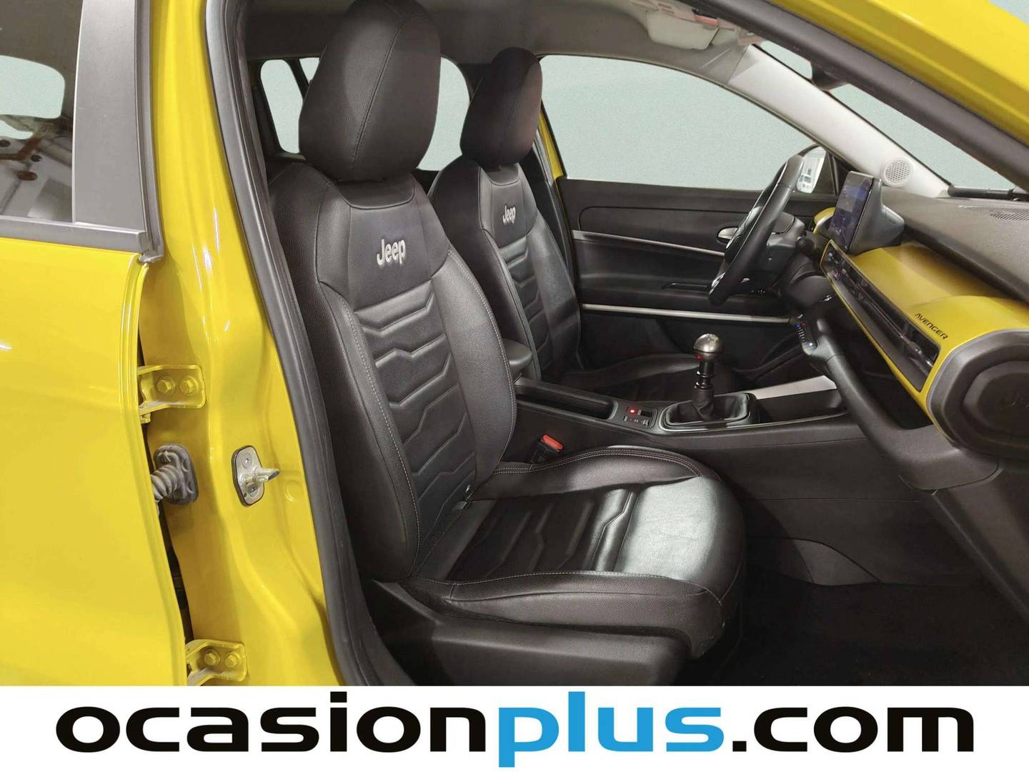 Foto Jeep Avenger Jeep Avenger 1.2 G Summit (100 CV)