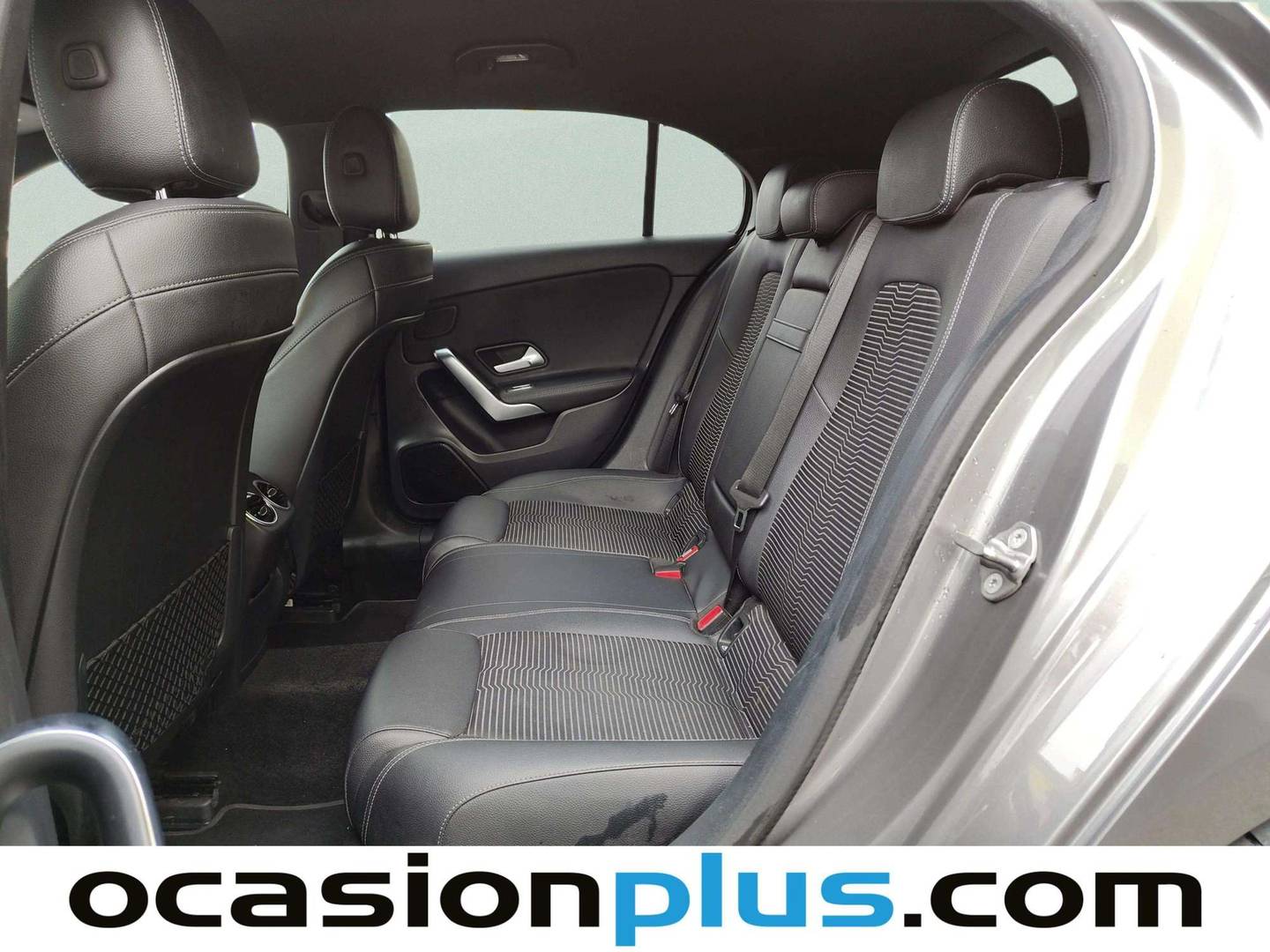 Foto asientos traseros Mercedes Clase A Mercedes Clase A 180 d (116 CV)