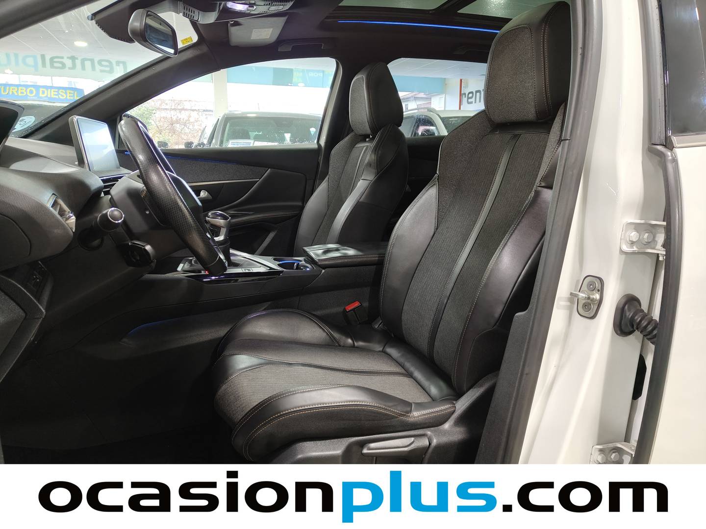 Foto Peugeot 3008 Peugeot 3008 PureTech 130 S&S GT Line (130 CV)