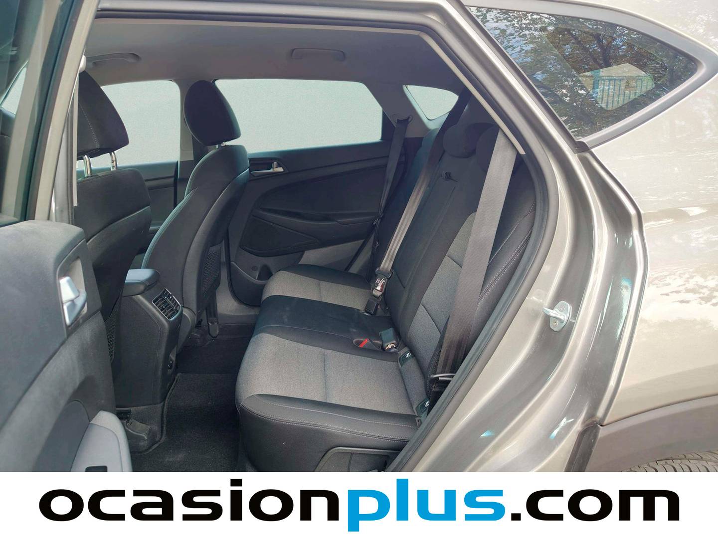 Foto asientos traseros Hyundai Tucson Hyundai Tucson 1.6 CRDI 48V SLE 4x2 (116 CV)