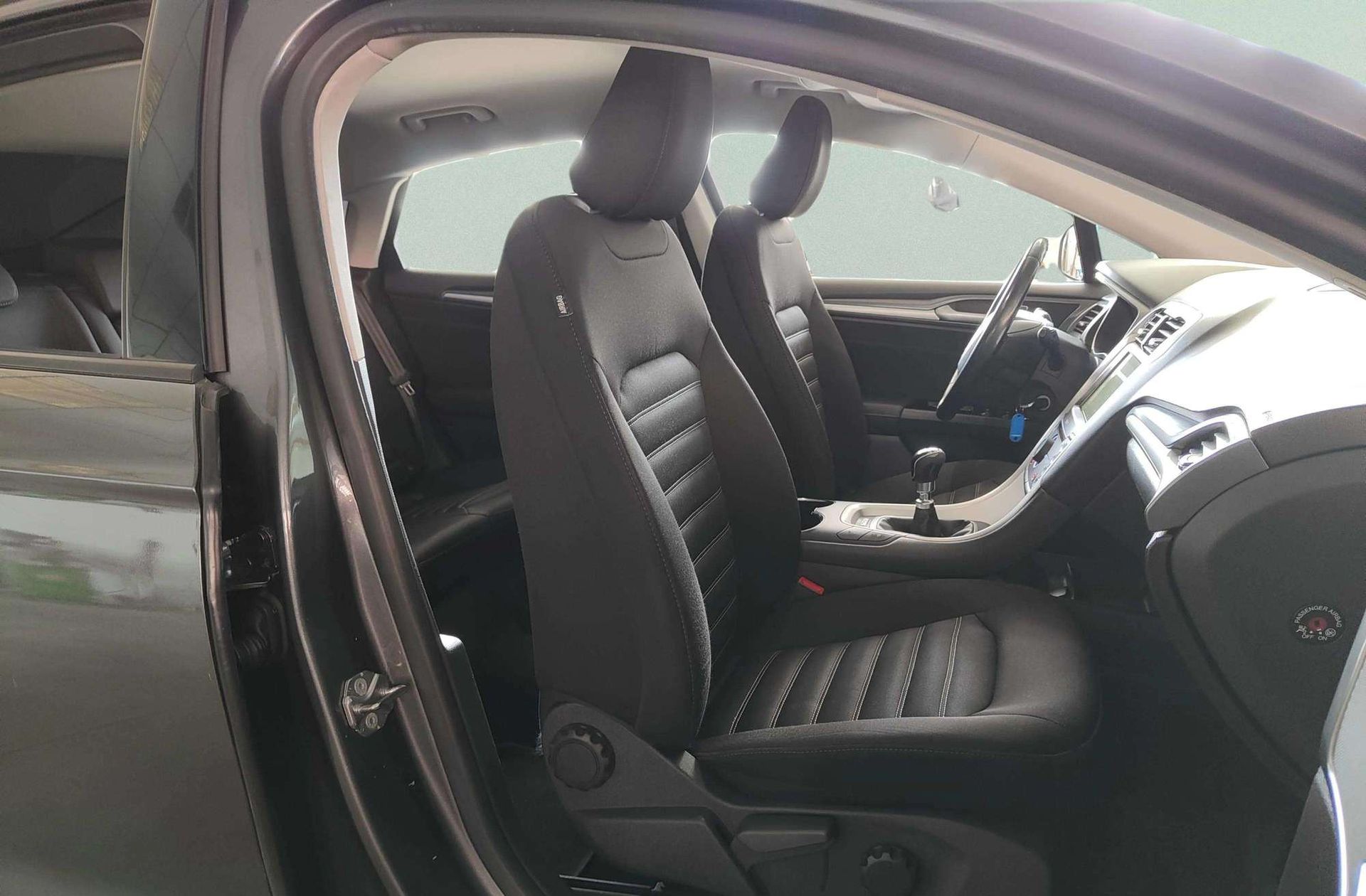 Ford Mondeo 1.5 TDCi Trend - foto 18