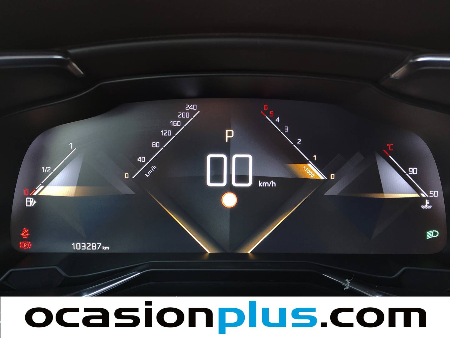 Foto DS DS 7 Crossback DS DS7 Crossback BlueHDi 130 DE Bastille + AT (130 CV)